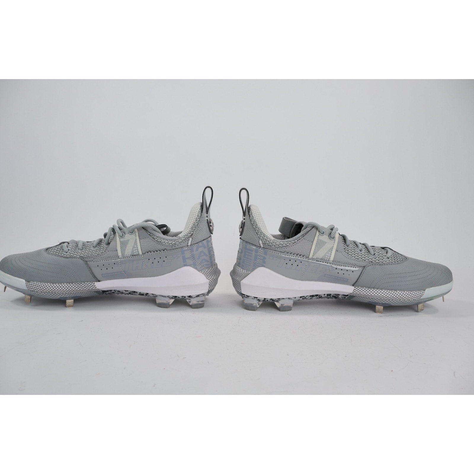 Under Armour Harper 7 Low ST Baseball Metal Cleats Mens Size 14 3025582-101 NEW