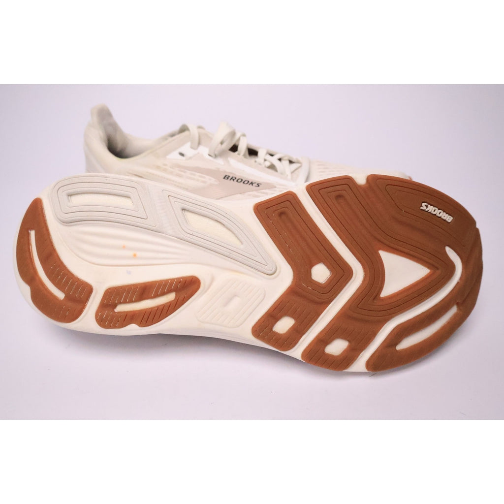 Brooks Women's Revel 8 Comfort Size US 9.5 New Read #180