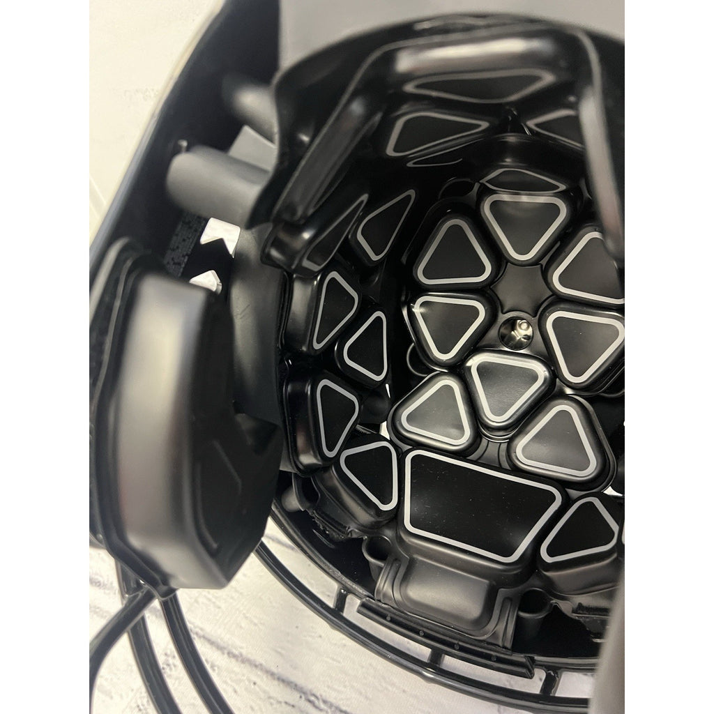 Schutt Vengeance A11 2.0 Youth Medium Football Helmet Black NEW Read INV#59