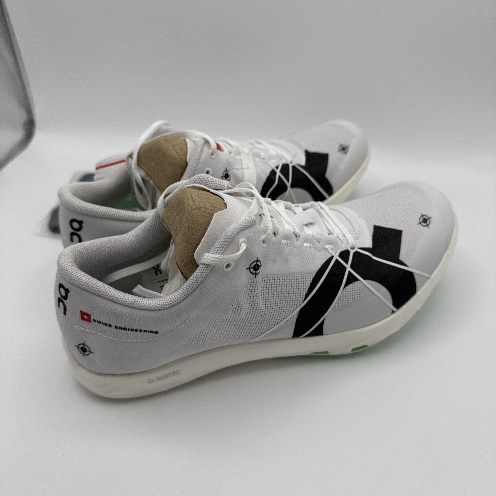 On Cloudspike 1500m Track and Field Shoes - Undyed White/Mint - Women’s Sz 7 New
