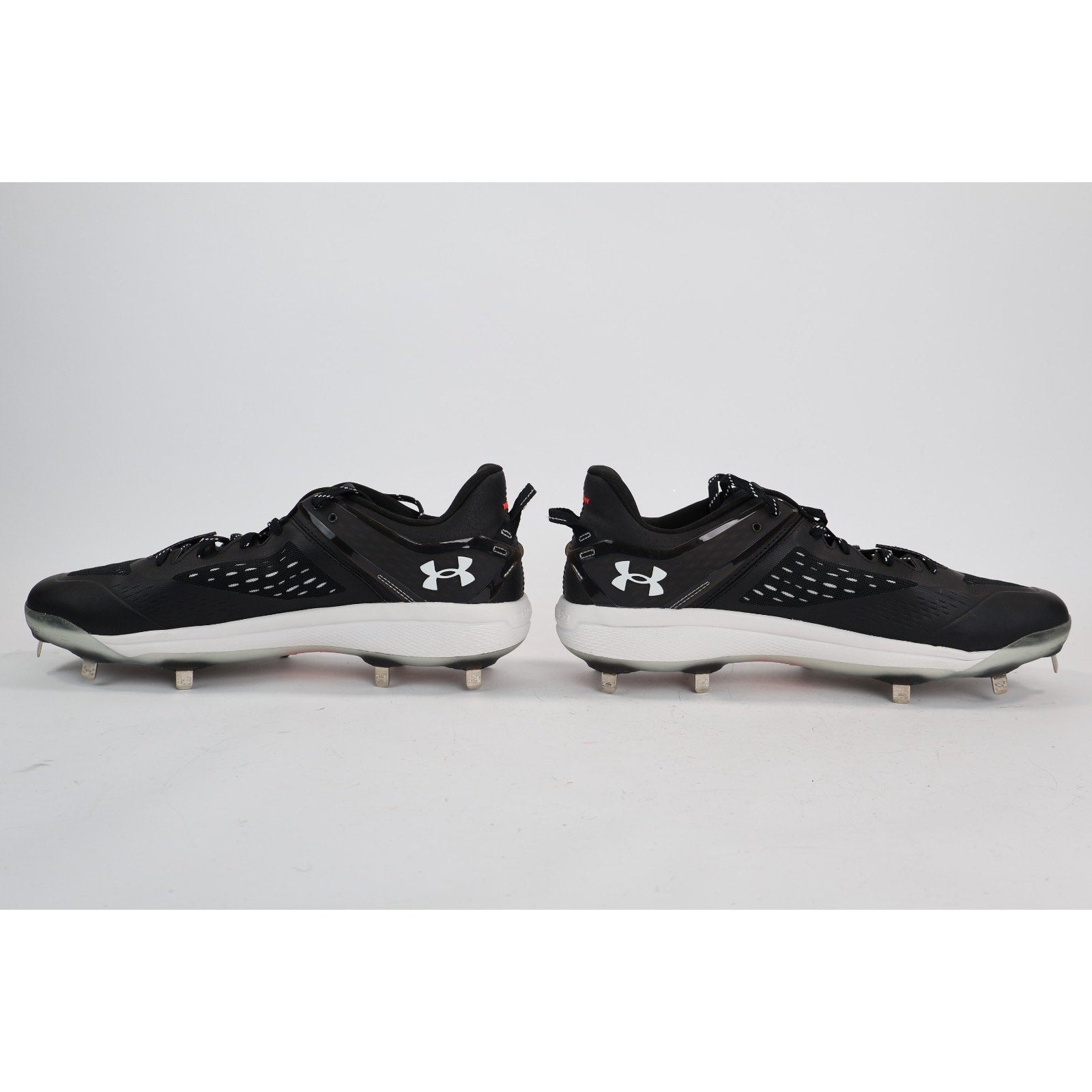 Under Armour Men's Yard Low MT Sz 14 Baseball Softball Cleats 3025592-001 Black