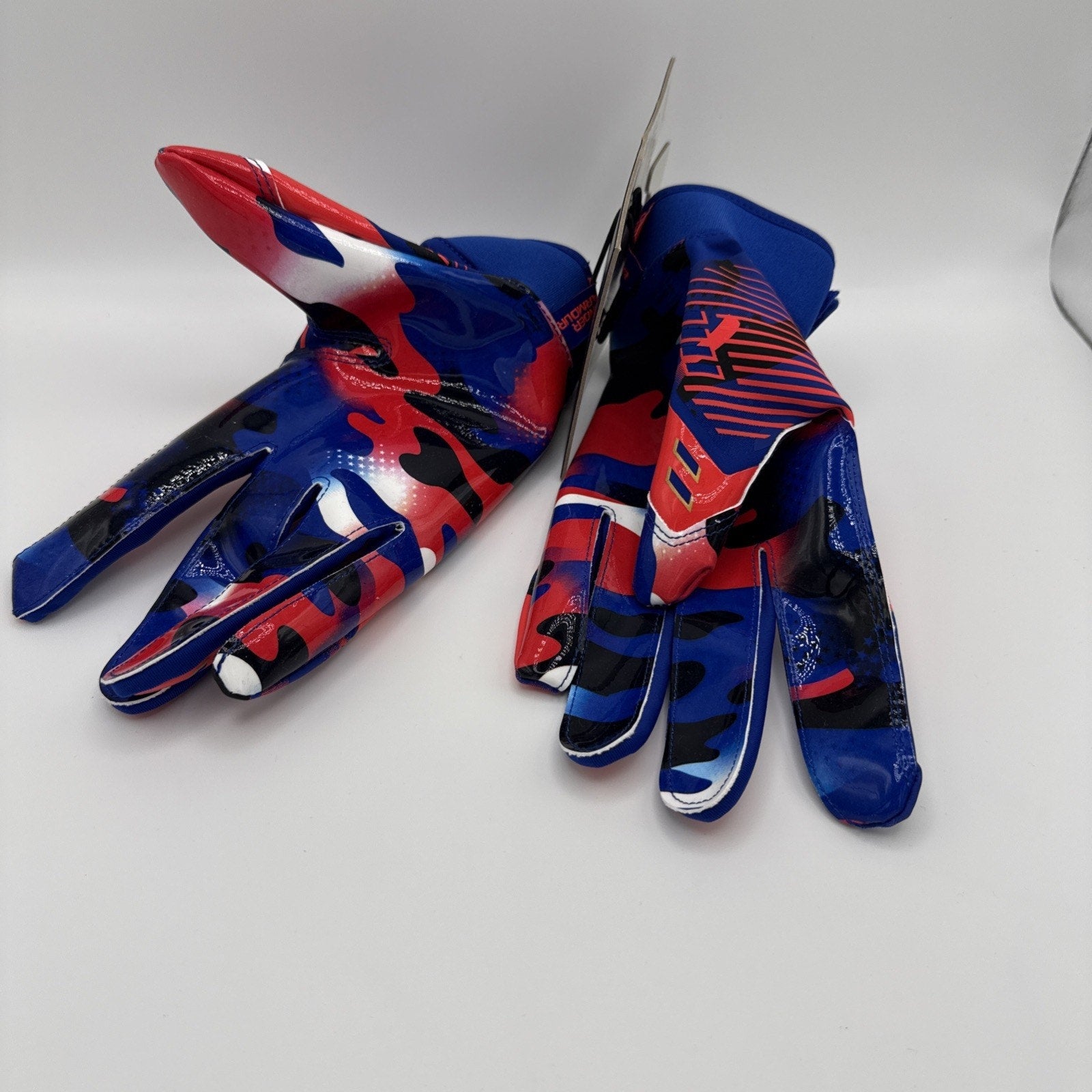 NEW XL Under Armour F9 Nitro Men's Football Gloves w Sticky Gluegrip LMT ED.