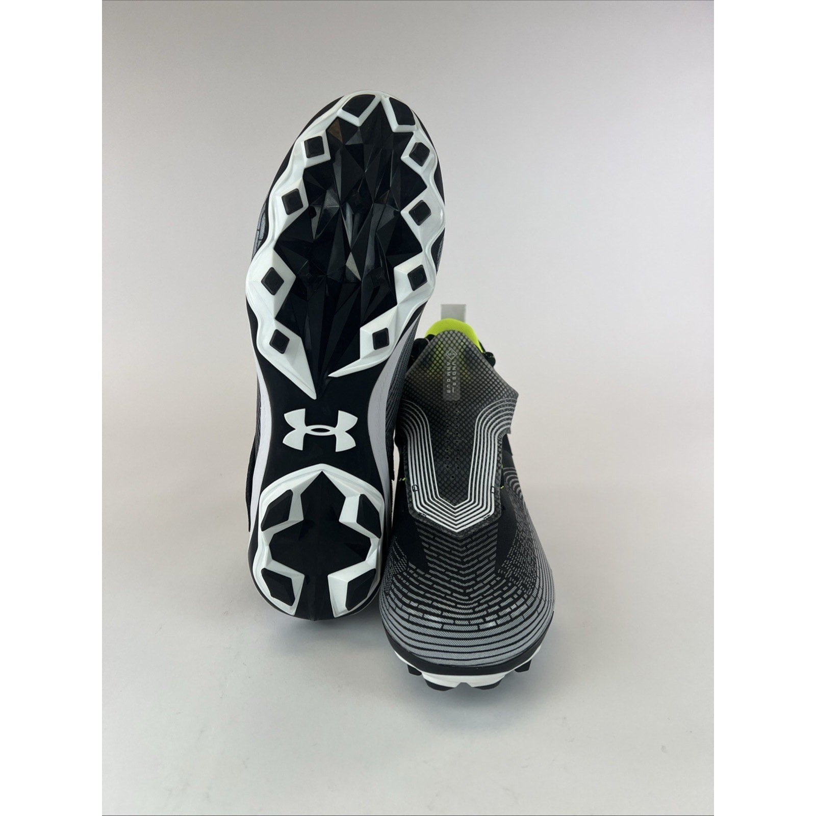 UNDER ARMOUR UA HIGHLIGHT HAMMER MC SIZE 12 3025085-001