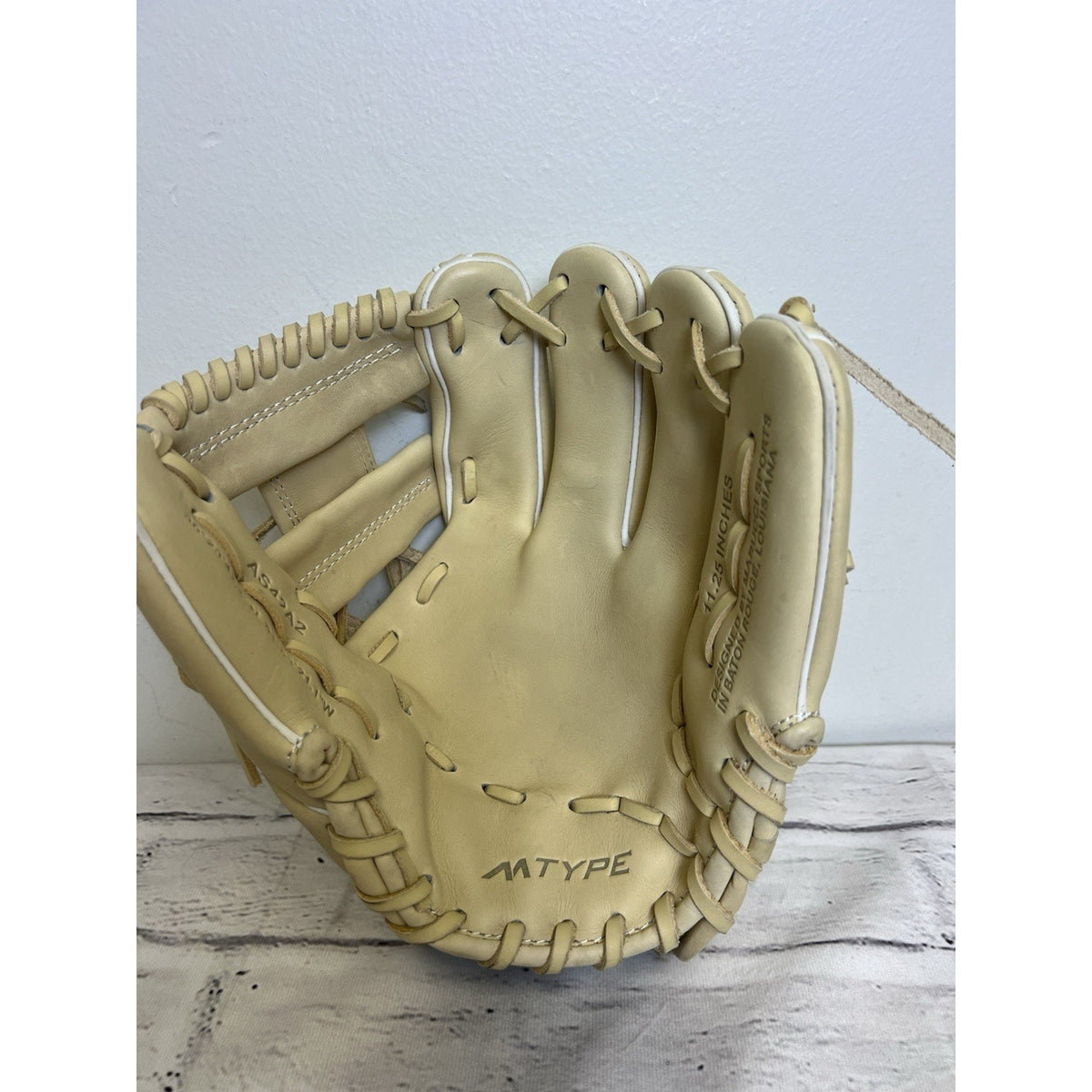 New Other Marucci Ascension 11.25" Infield Baseball Glove RHT Camel