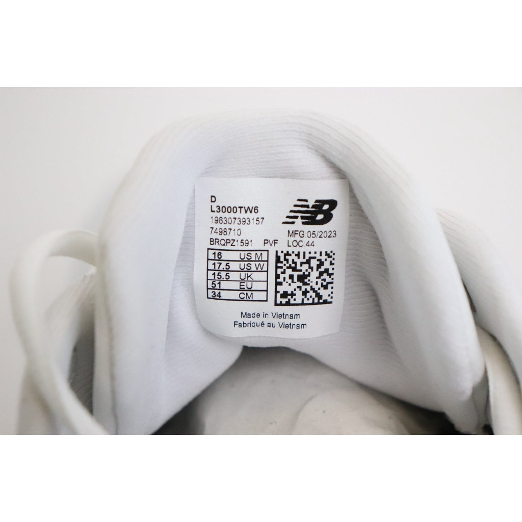New Balance Fresh Foam Cleats X 3000 V6 Metal White SIZE Men's 16 Women's 17.5