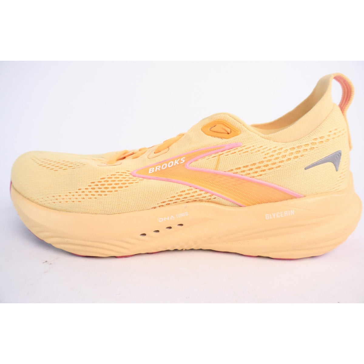 Brooks Ghost Max 3 ‘Apricot/Super Pink Women’s Size 9.5 Running 1204571B876 #162