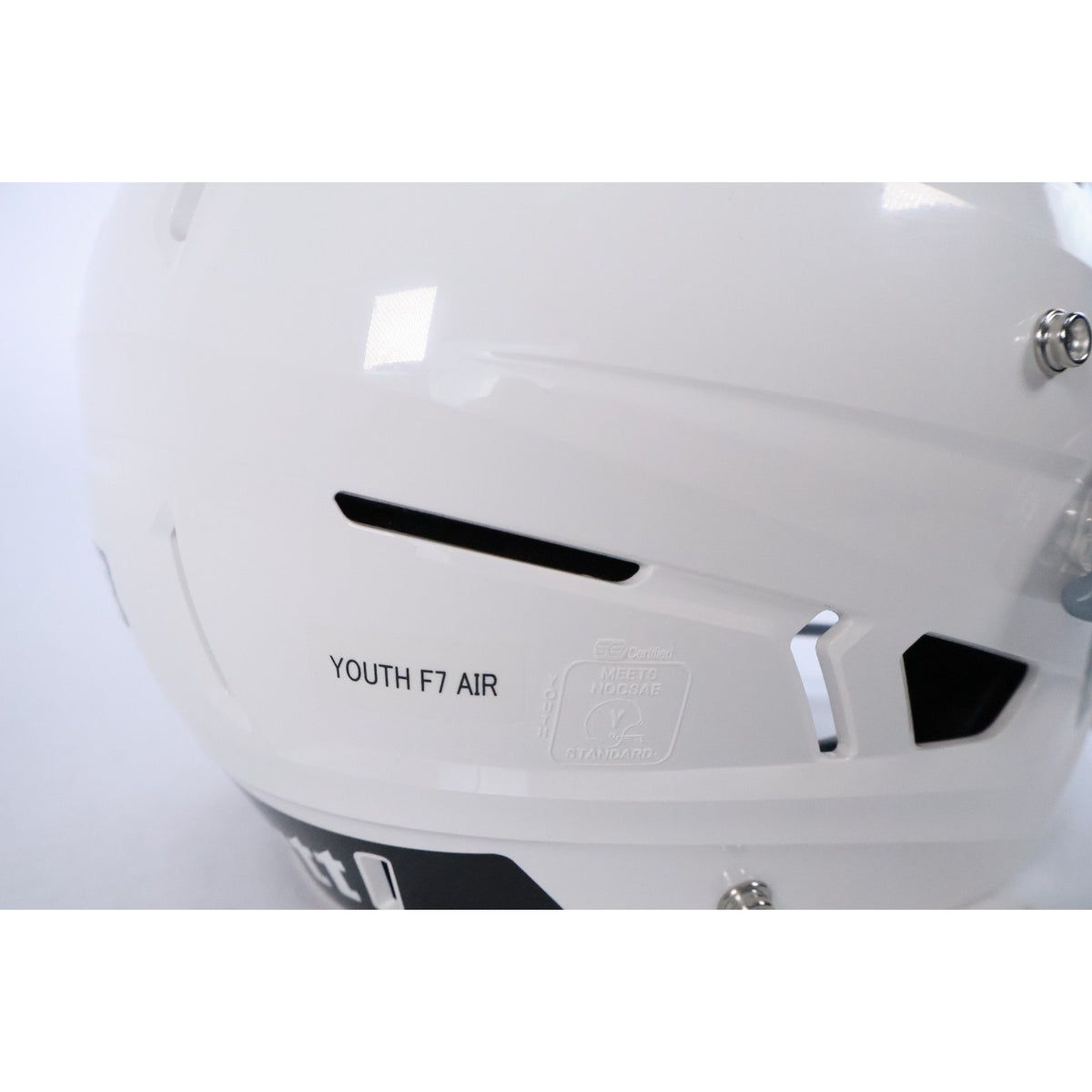 Schutt 2026 F7 Air Youth XS White Football Helmet NOCSAE NEW With Box Read #72