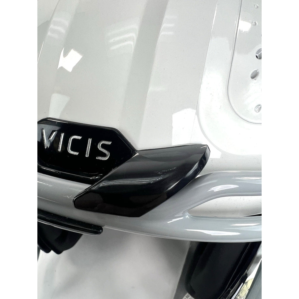 VICIS ZERO2 / Football Helmet 2025 / White / Youth Large / New With Bag / READ