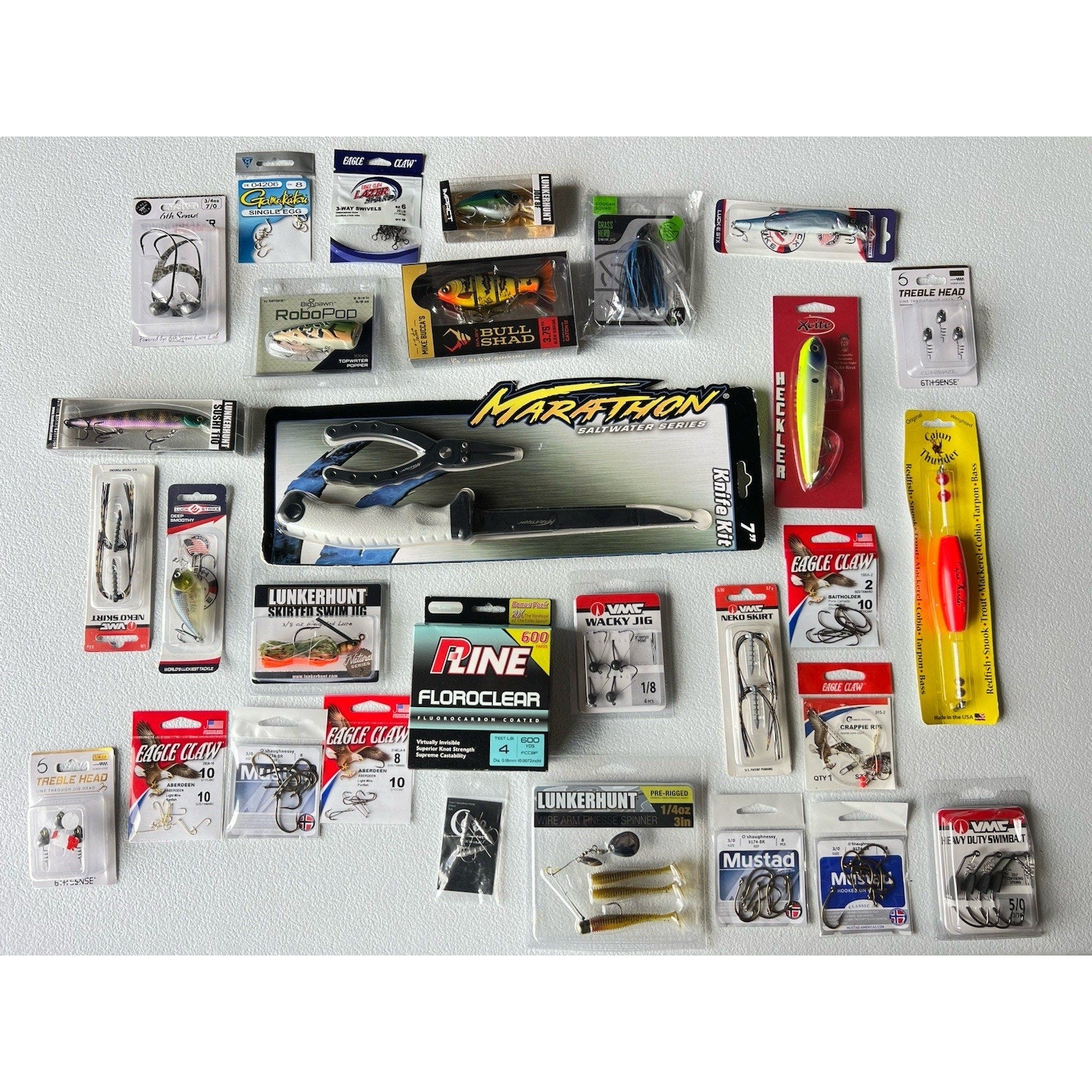 Fishing Tackles Assortment 30 Pieces Knife, Line, Baits, Hooks... INV #343