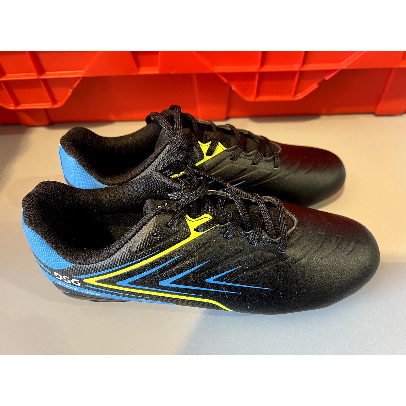 DSG Kids' Speed Viper Soccer Cleats NEW! Multiple Sizes Multiple Colors