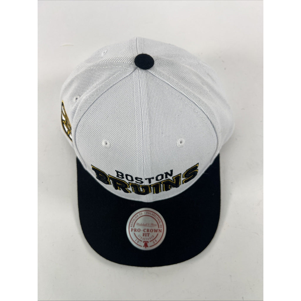 Mitchell And Ness Boston Bruins SnapBack Hat NWT