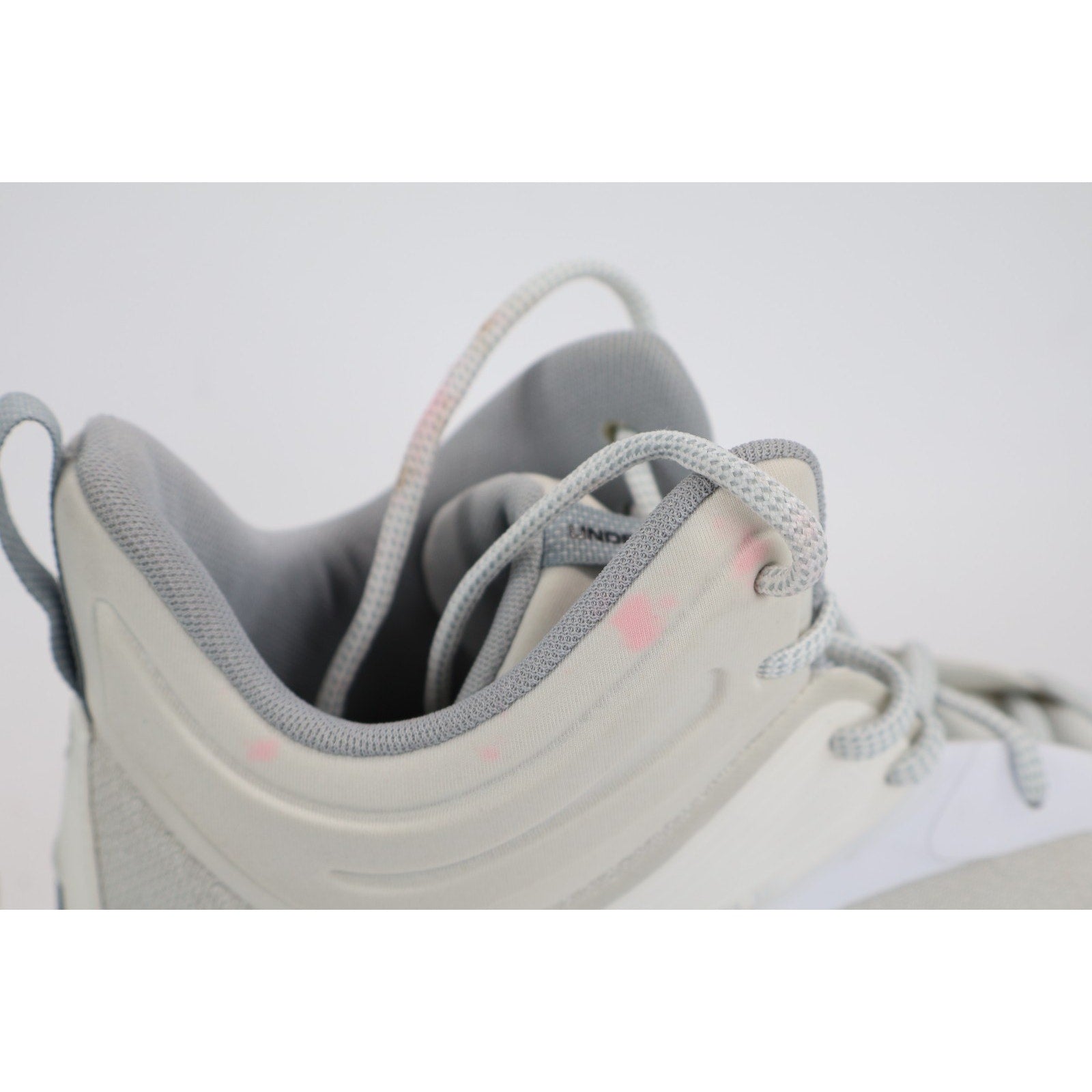 Under Armour COMMAND MC MID 3025639-100 White Lacrosse Cleats Size 14 New Read
