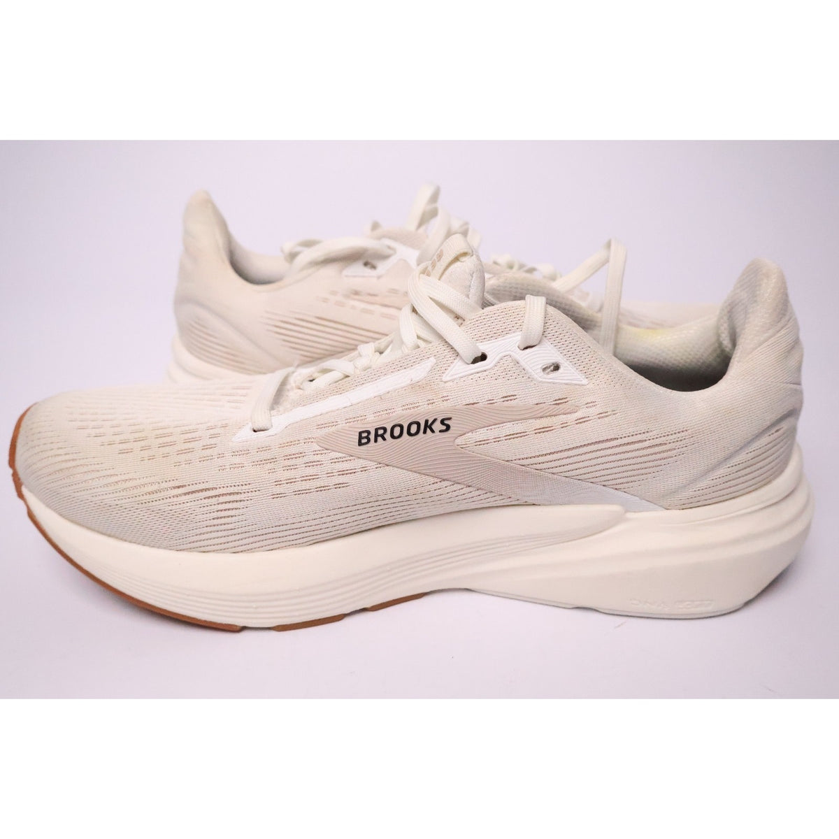 Brooks Women's Revel 8 Comfort Size US 9.5 New Read #180