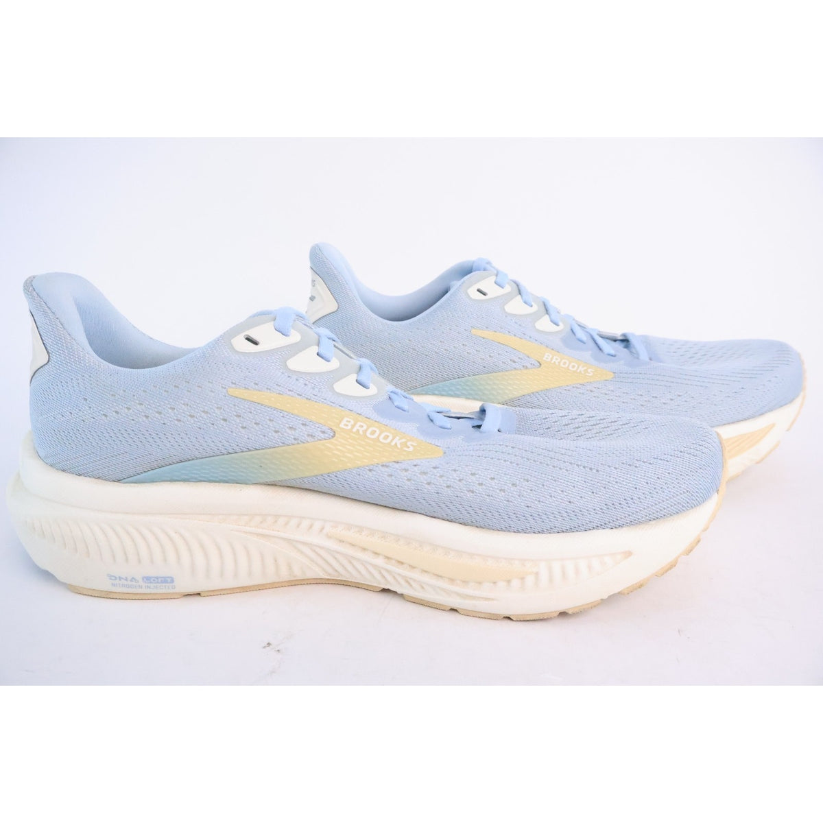 Brooks Ghost 17 Running Shoes, Skyway/Coconut/Sand, Women's Size 9 B #160