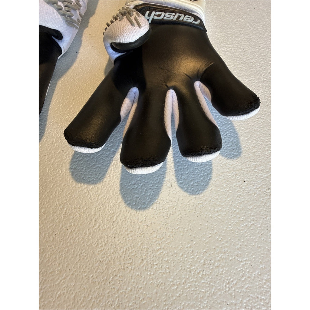 Reusch Attrakt Freegel Silver Finger Support Goalkeeper Glove, Size 7 (INV38)