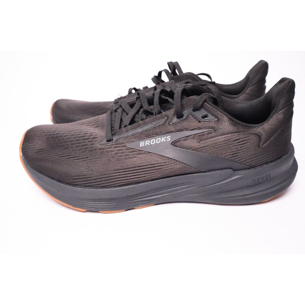 Brooks Revel 9 Men’s 9.5 D Black/Ebony/Biscuit Running Shoes New #187