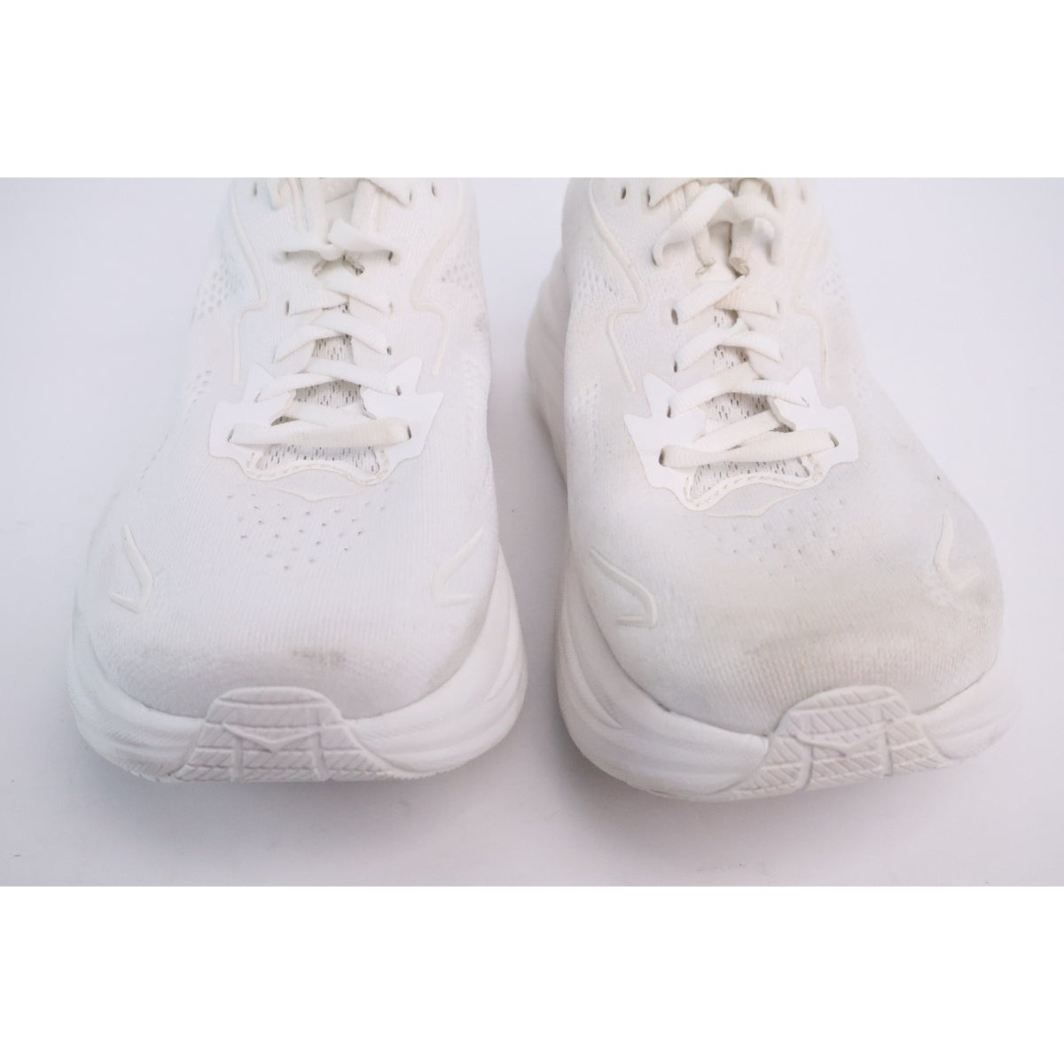 Hoka One One Clifton 10 White Running Shoe's Women's Size 7D Wide 1162050WWH