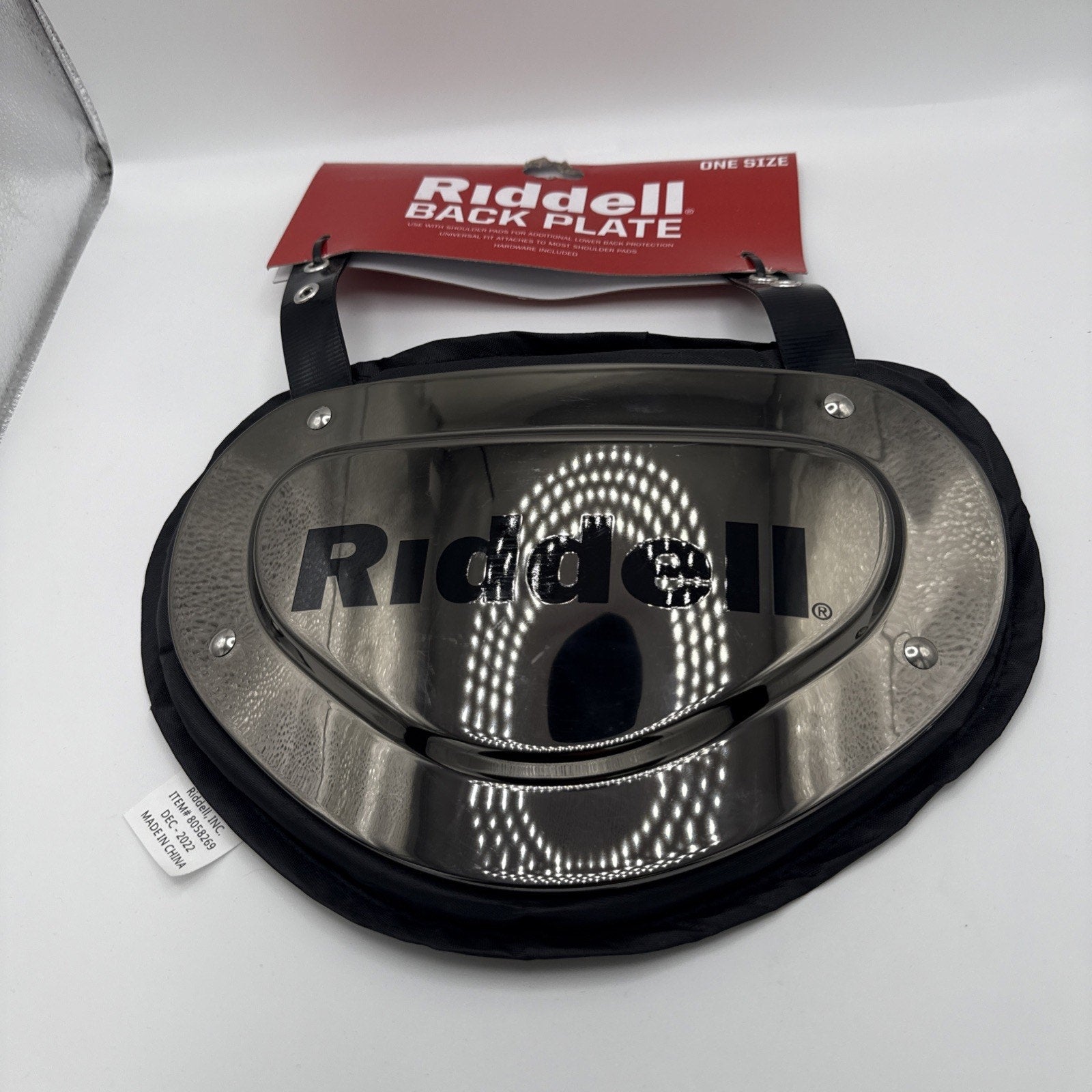 RIDDELL BACK PLATE ' ONE SIZE ' BLACK/CHROME ' UNIVERSAL FIT ' HARDWARE INCLUDED