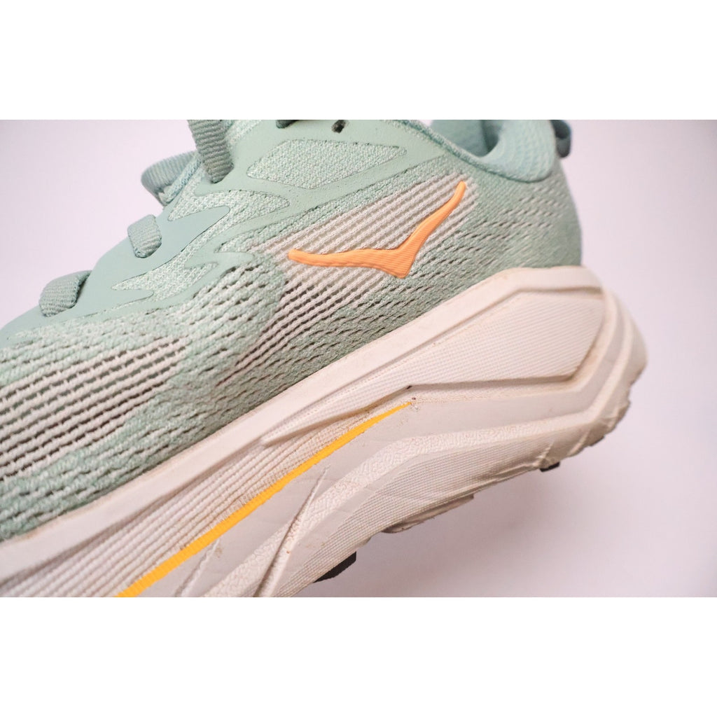 HOKA Challenger 8 Womens US 8.5 B Trail Running Shoes Jade Cosmic Grey #166