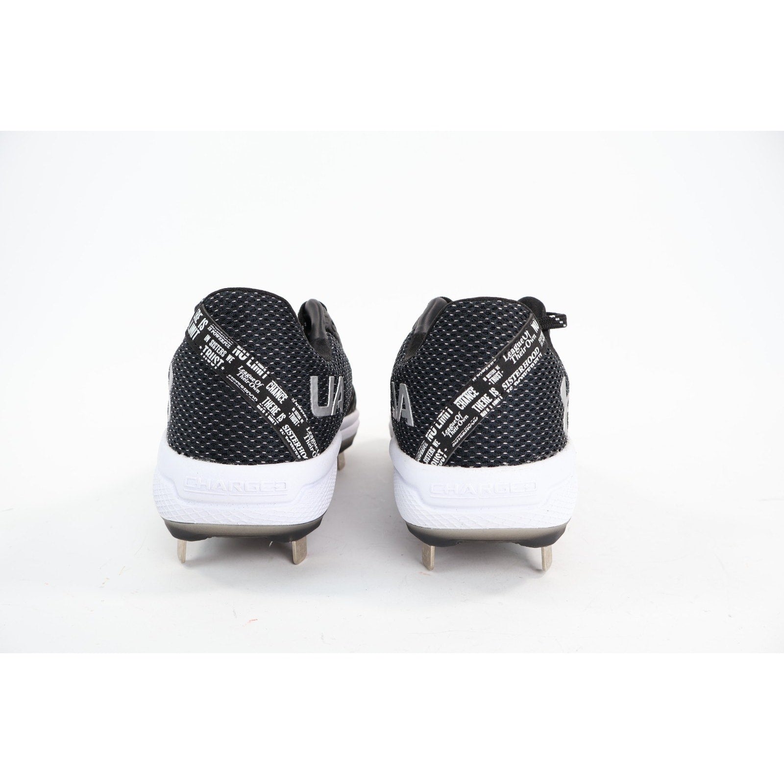 Under Armour Glyde 2 Metal Softball Cleats Black 3026601-001 Women's 8 NEW