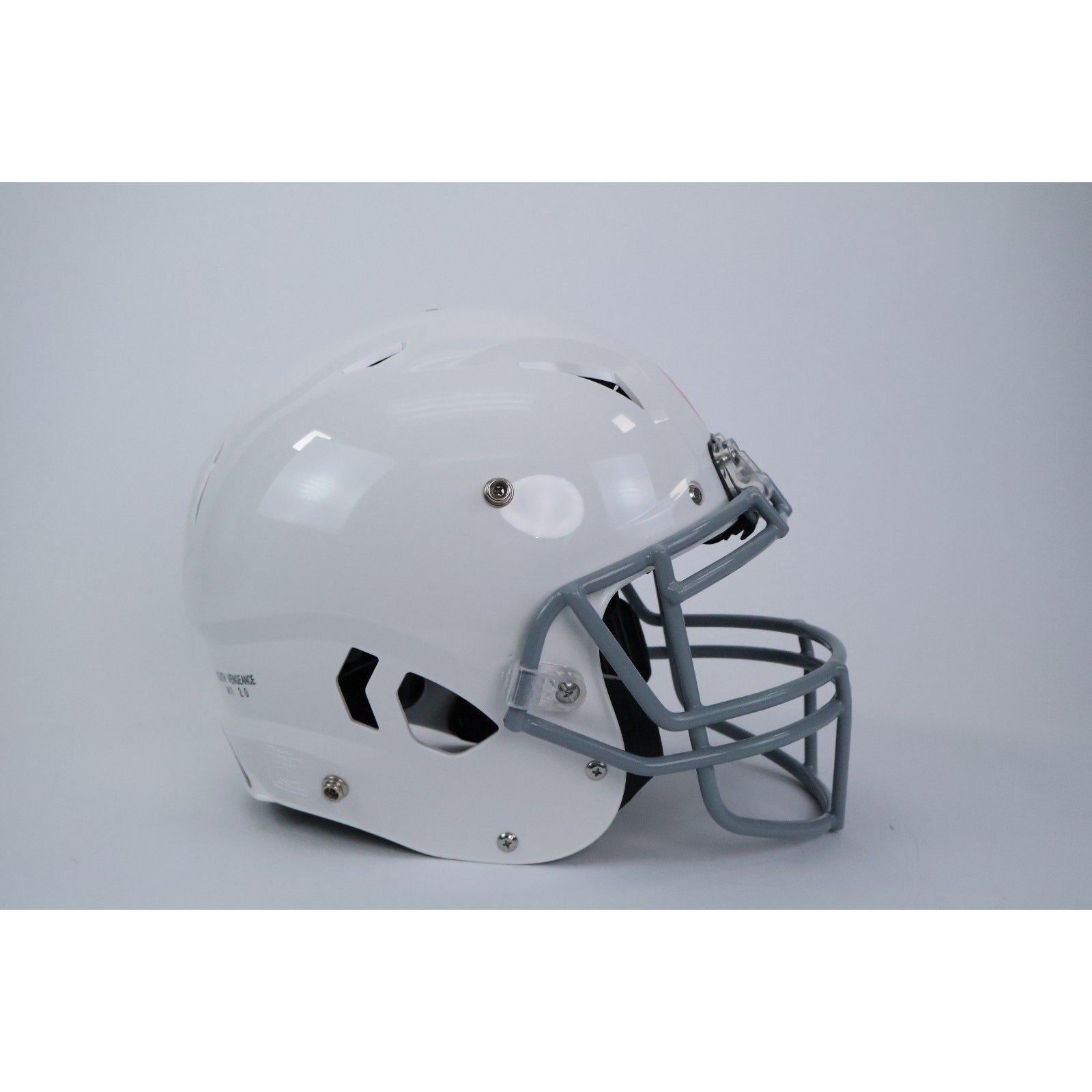 Schutt Vengeance A11 2.0 Youth Medium Football Helmet White NEW Read INV#30