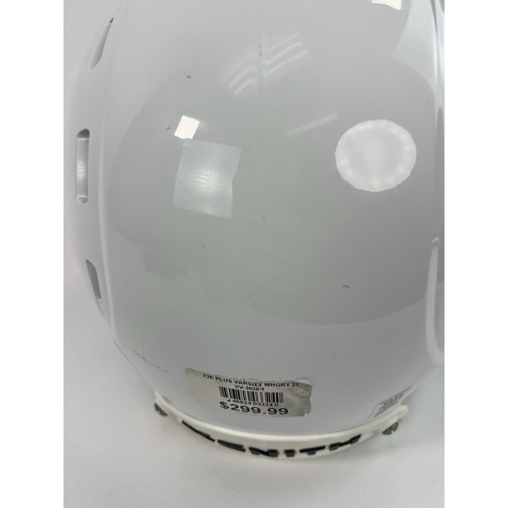 Xenith X2E+ / 2023 / Youth Football Helmet / Size Medium/ White Read INV30