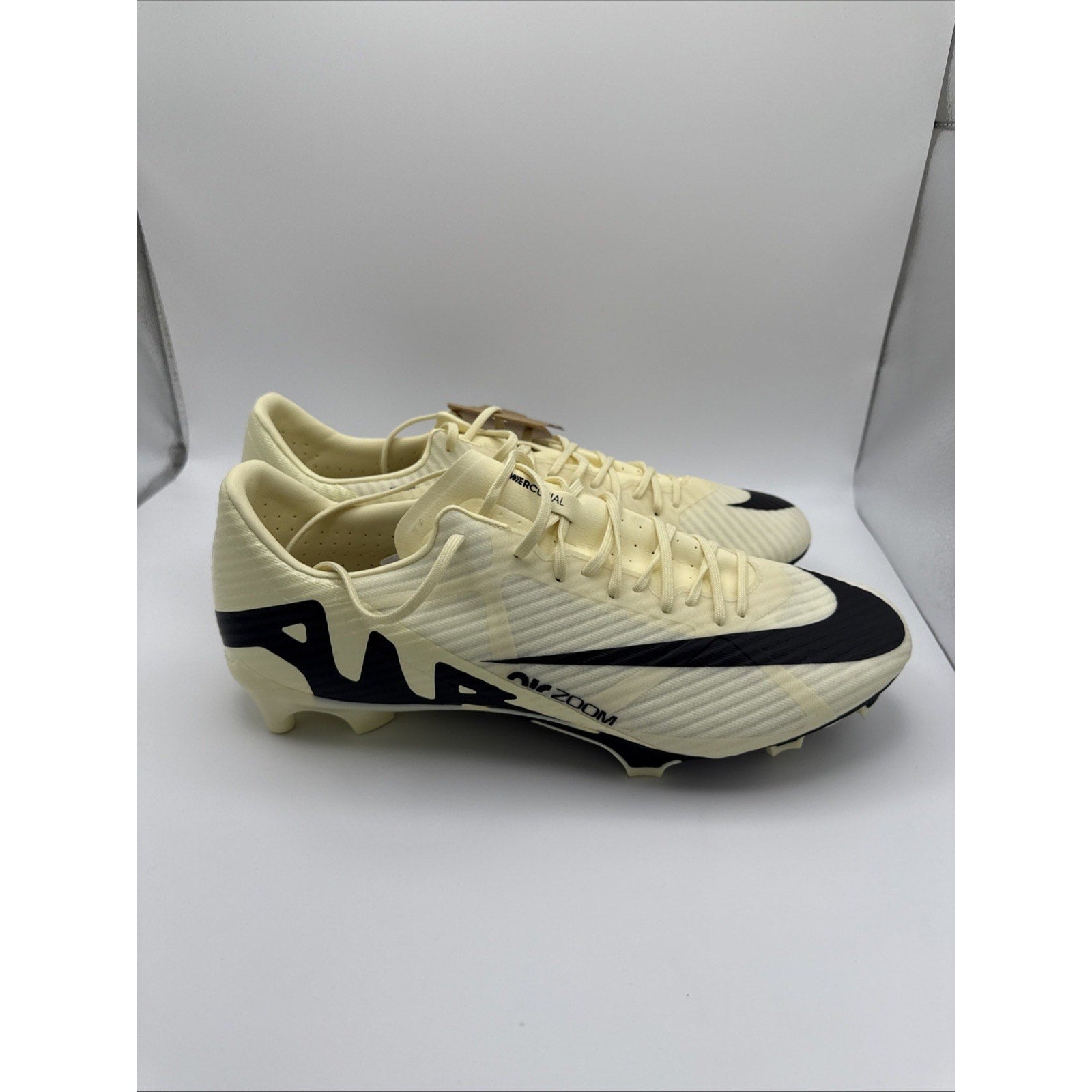 Nike Zoom Mercurial Vapor 15 Academy Mens DJ5631 Lemonade Soccer Cleat Size 5