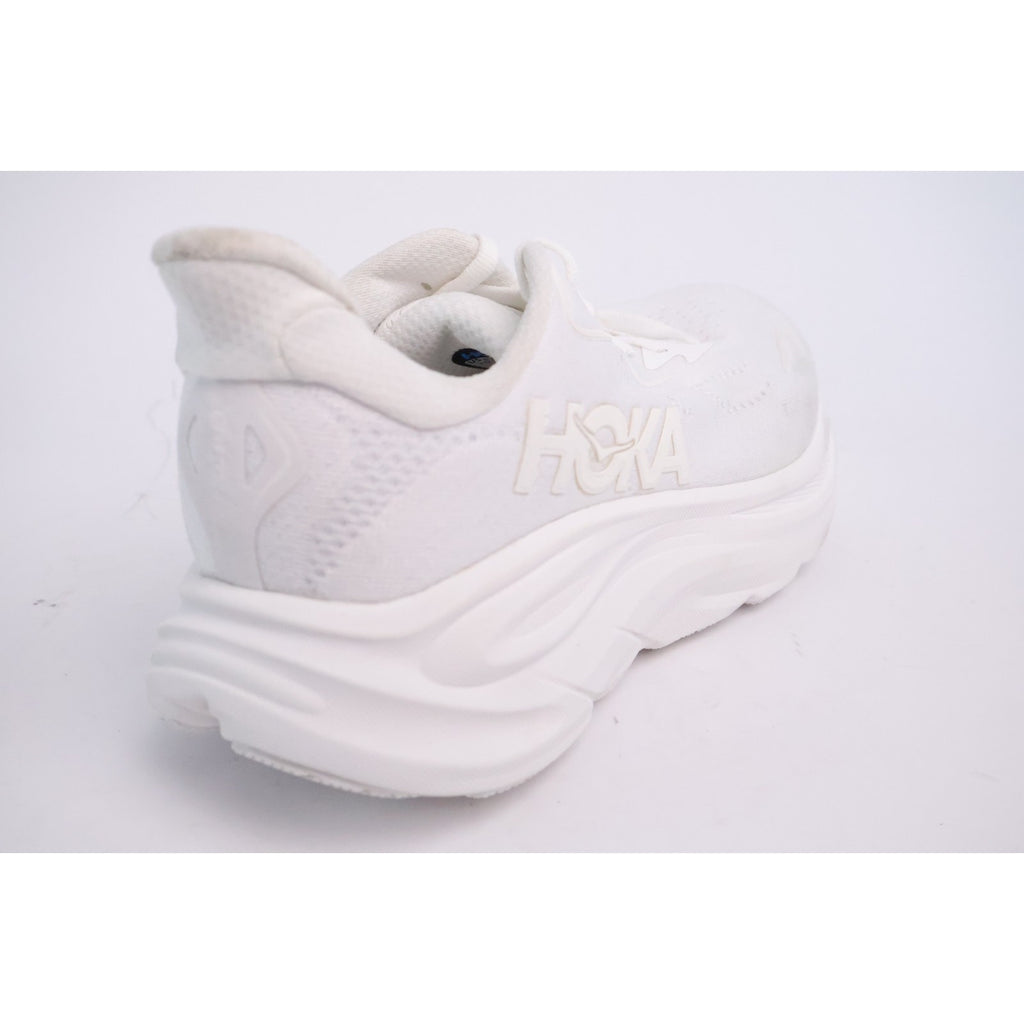 Hoka One One Clifton 10 White Running Shoe's Women's Size 7D Wide 1162050WWH
