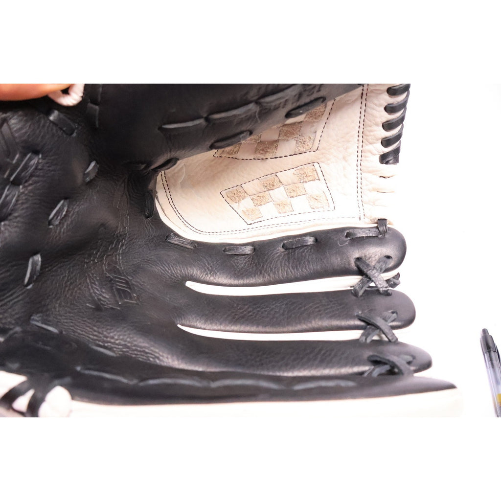 Mizuno 12.5'' Supreme Series Fastpitch Glove - (1251F2WH) - Black/White - RHT