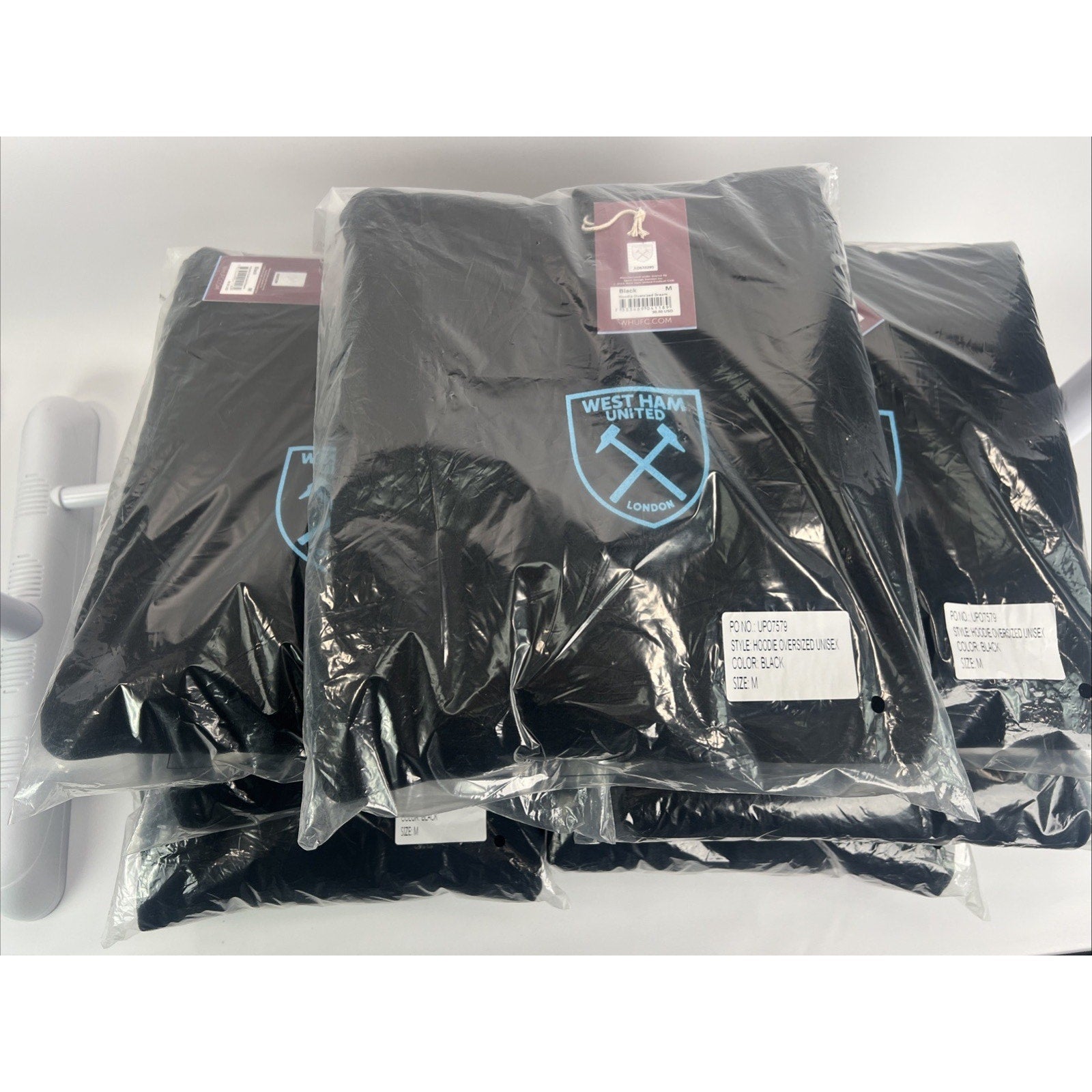 West Ham United FC Oversized Pullover Hoodie Black Graphic Men's Size M NWT $90