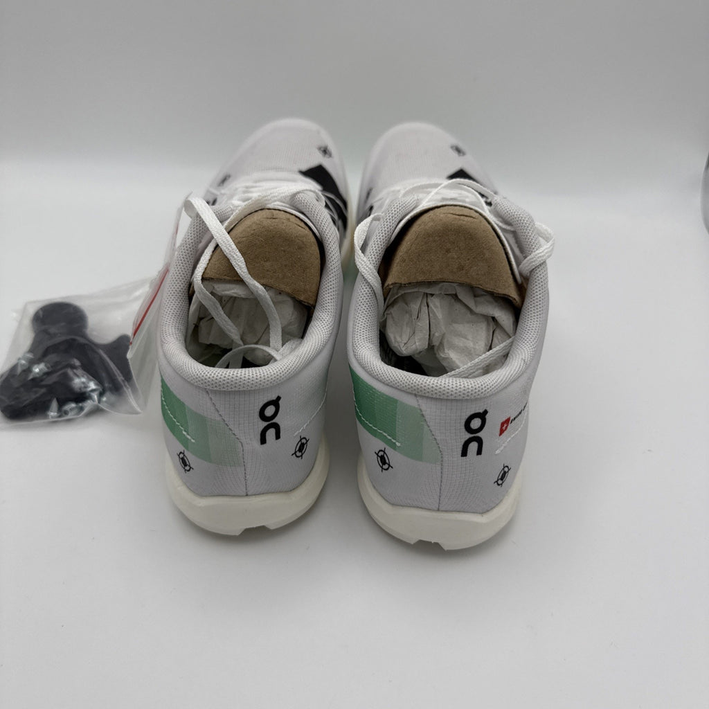 On Cloudspike 1500m Track and Field Shoes - Undyed White/Mint - Women’s Sz 6 New