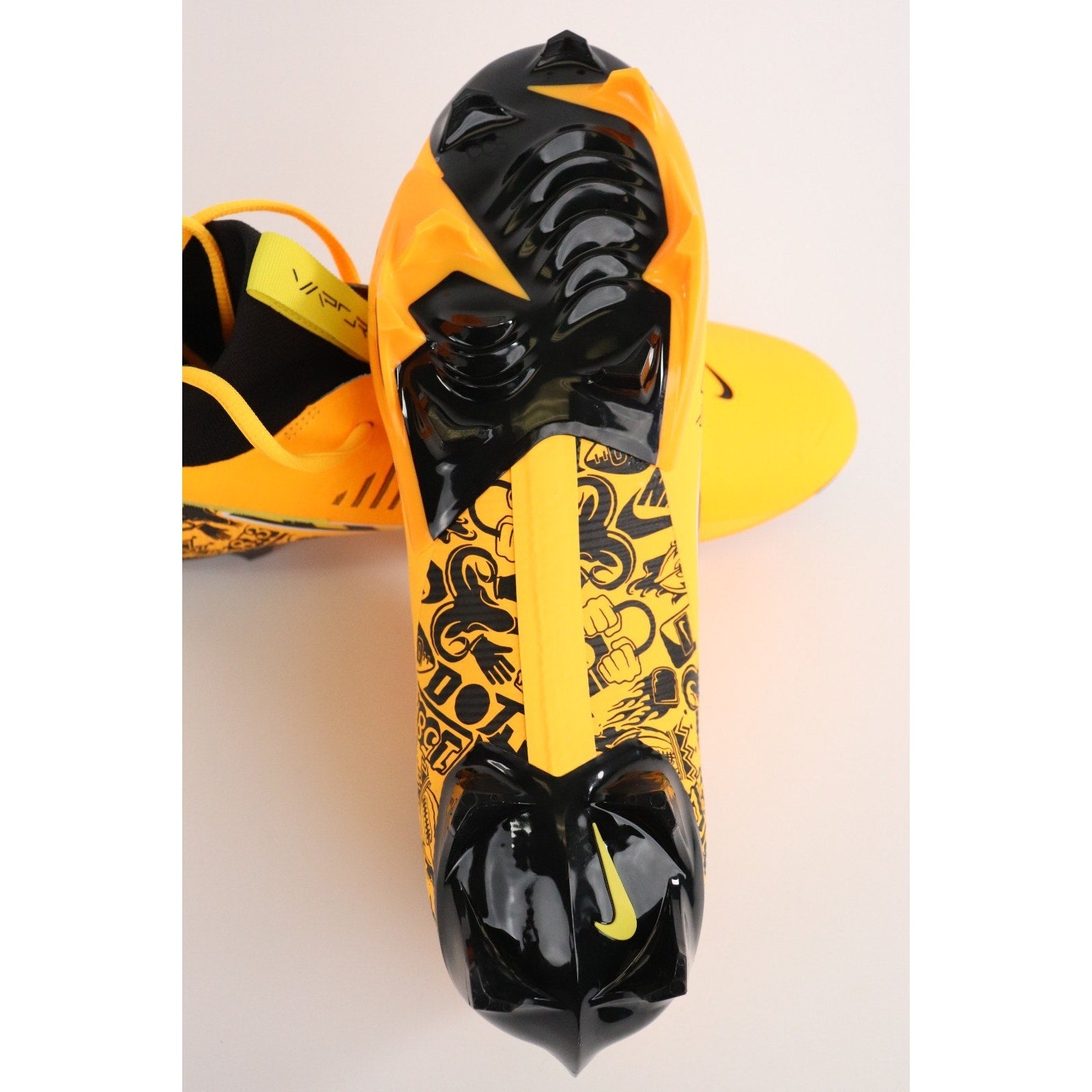Nike Nike Vapor Edge Pro 360 2 NRG Laser Orange Mens Sizes 11.5 Football Cleats