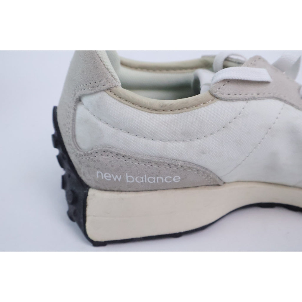 New Balance 327 Boys Size 3.5 Sea Salt White Black Running Shoes NEW Read #19