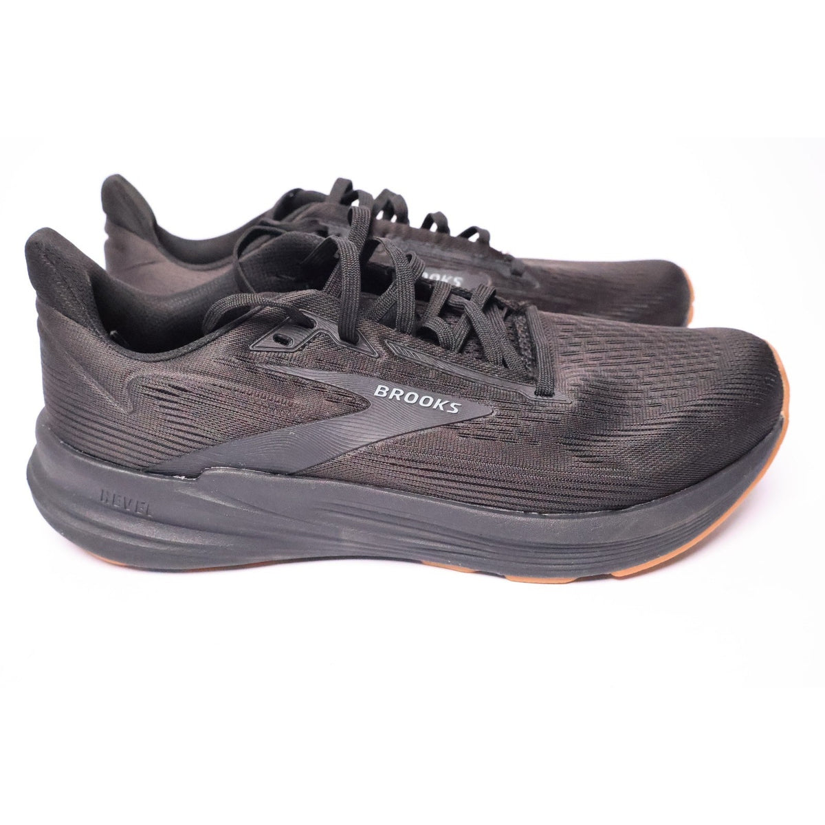 Brooks Revel 9 Men’s 9.5 D Black/Ebony/Biscuit Running Shoes New #187
