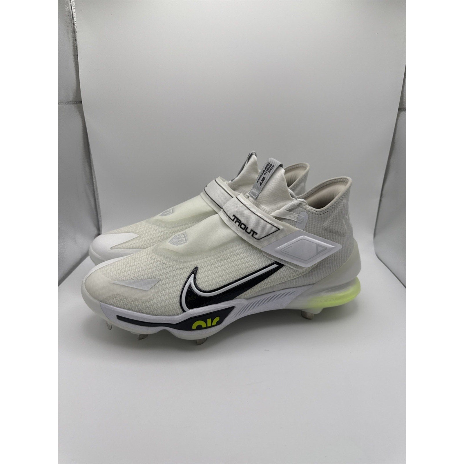 Nike Force Zoom Trout 8 Elite Metal Baseball Cleats Mens 13 White Volt Lace Up
