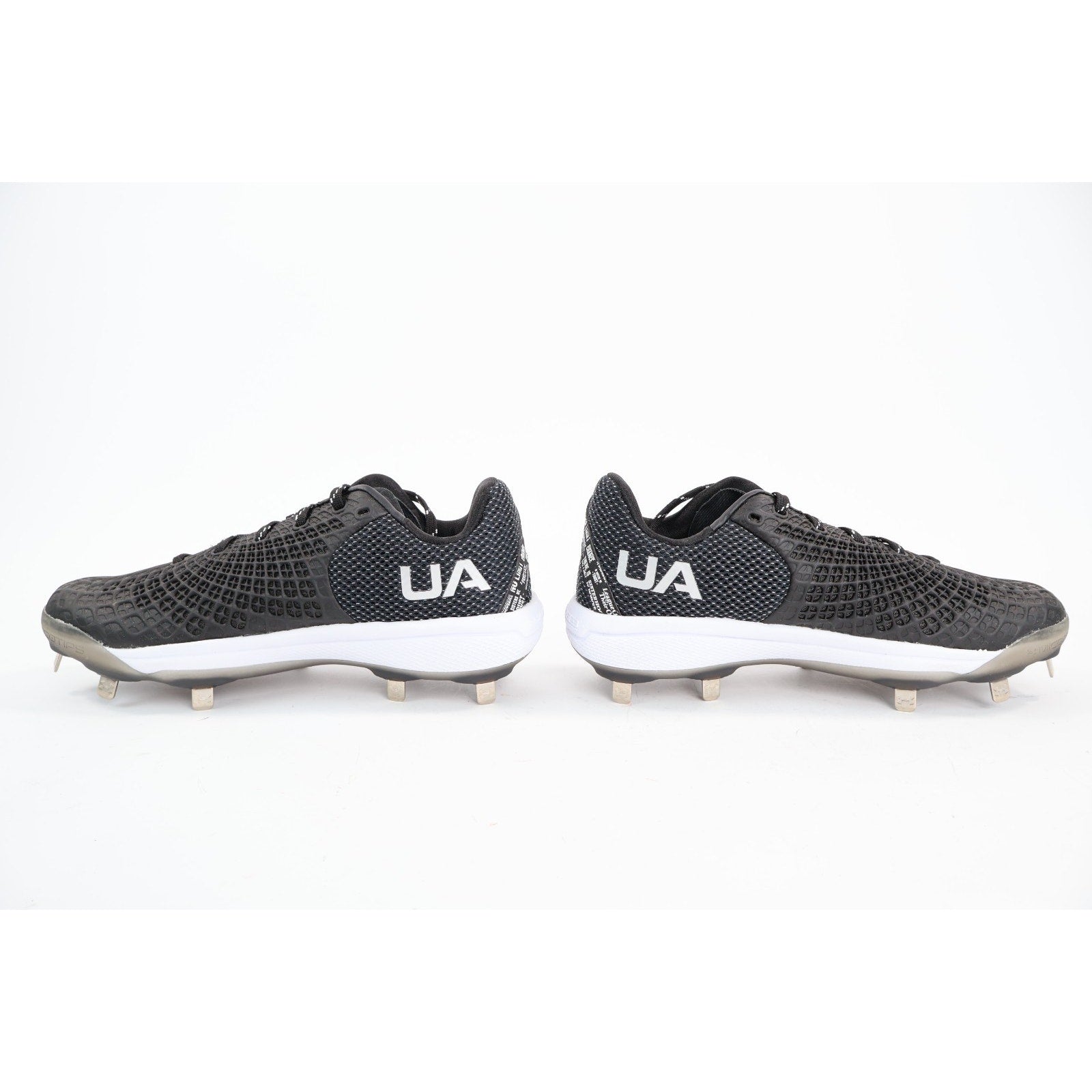 Under Armour Glyde 2 Metal Softball Cleats Black 3026601-001 Women's 11 NEW