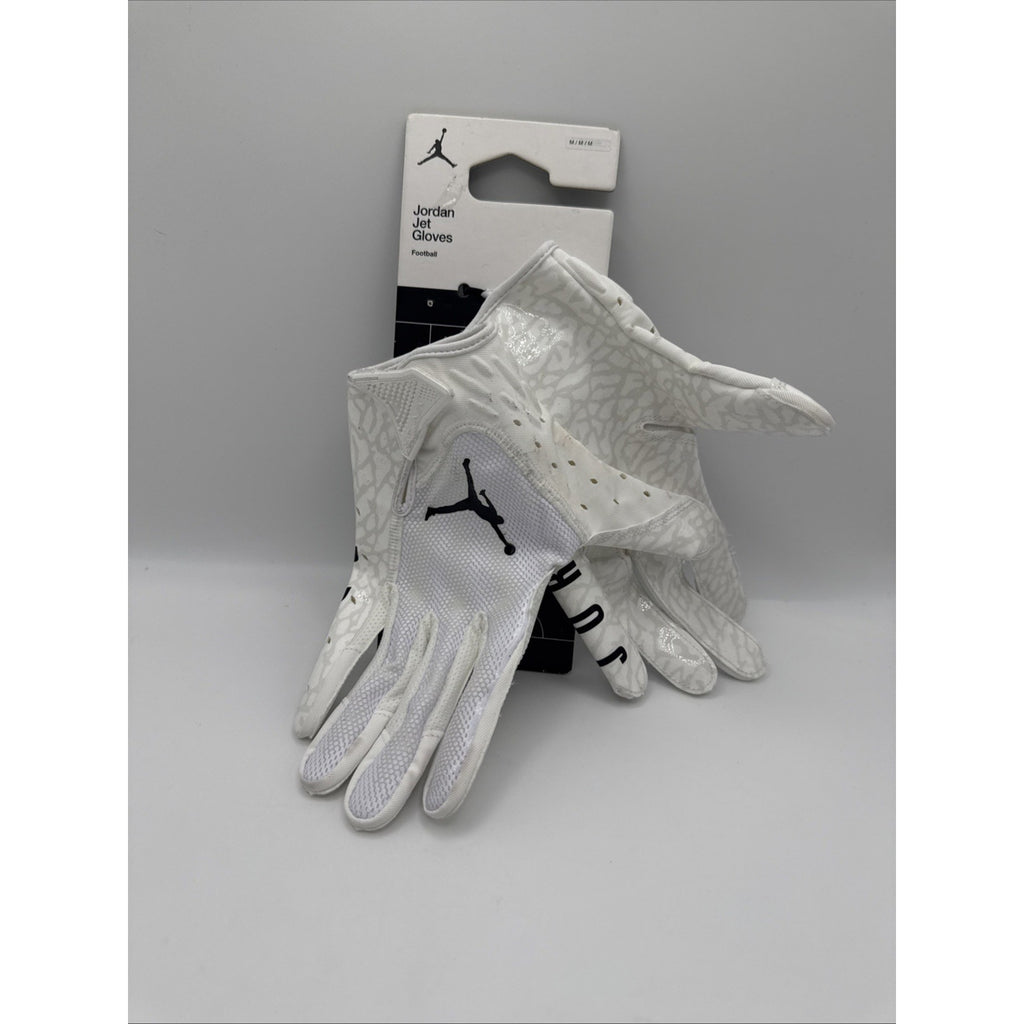 New Nike Jordan Jet 7.0 White Football Gloves Adult Size Medium.