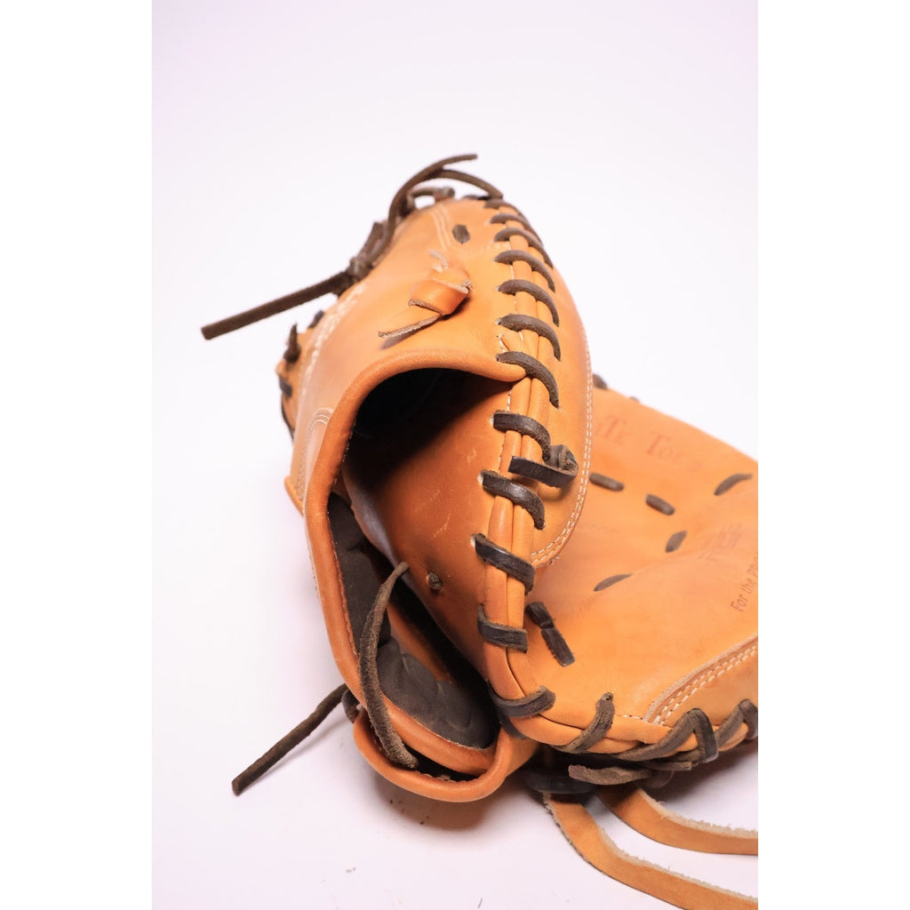 RAWLINGS HEART OF THE HIDE TRADITIONAL SERIES 33" CATCHER'S MITT RPROTCM33T READ
