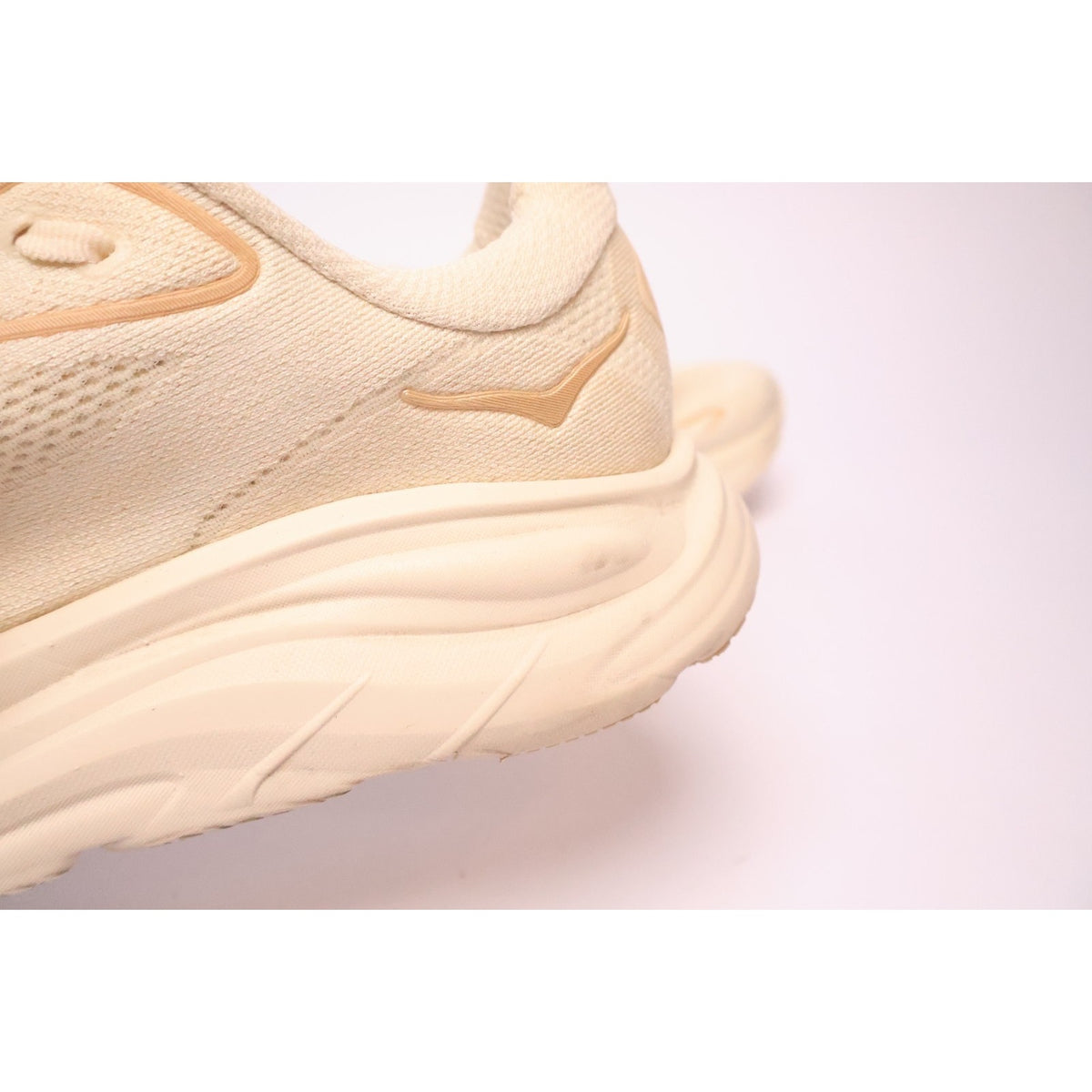 HOKA ONE ONE Clifton 10 Women’s Running Shoes Vanilla Birch Beige 10B READ #175