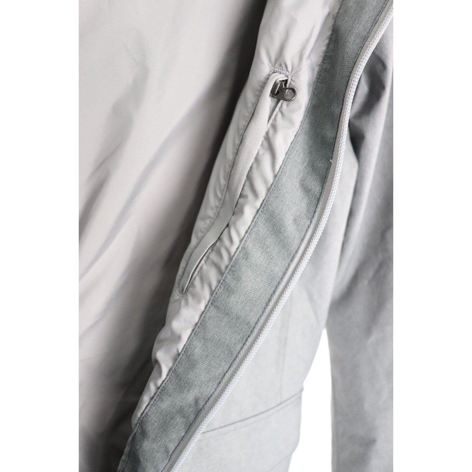 The North Face City Breeze Rain Parka II NF0A52YLDYY Women's XS Gray Jacket MWT