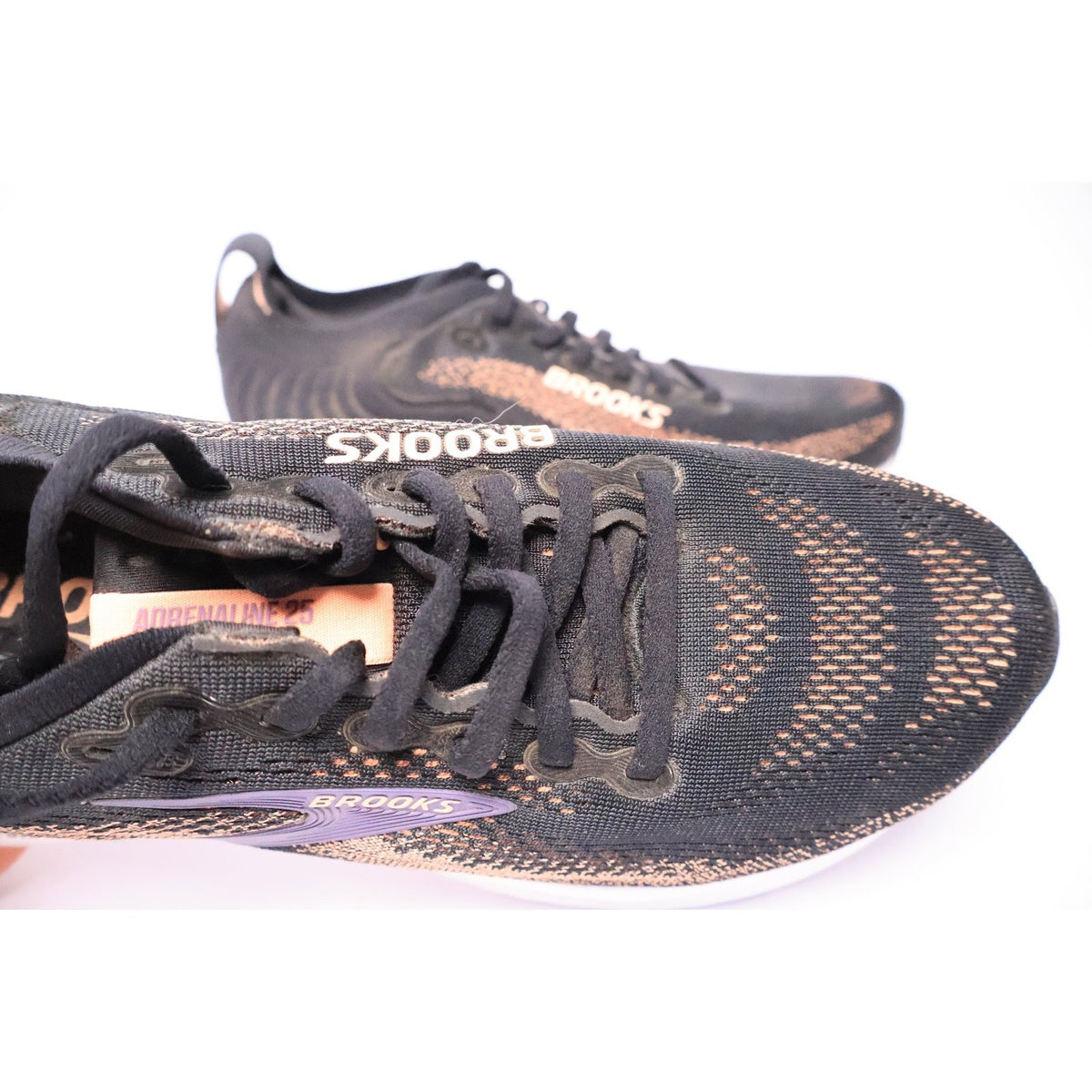 Brooks Adrenaline GTS 25 Women's Shoes Black/Peach/Grap Size 9.5 Medium #185