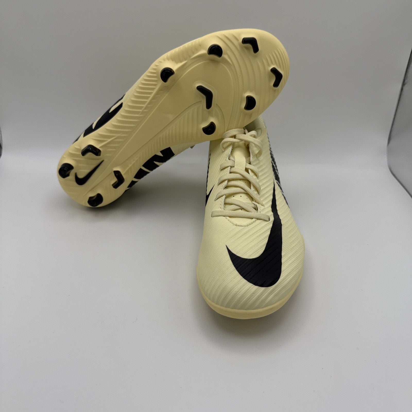 Nike Mercurial Zoom Vapor 15 Club FG Lemonade Cleats DJ5963-700 Men's Size 6