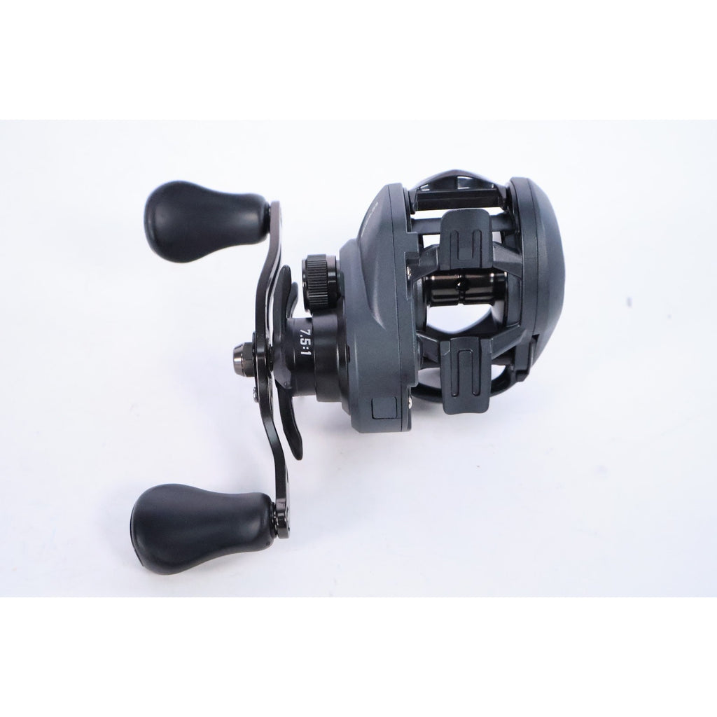 Lew's Speed Spool Baitcast Reel SSISHLG3 Ratio 7.5:1 New Open Box