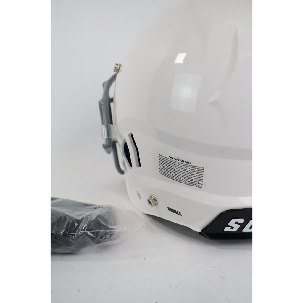 Schutt Vengeance A11 Youth Small Football Helmet White NEW Read INV#21