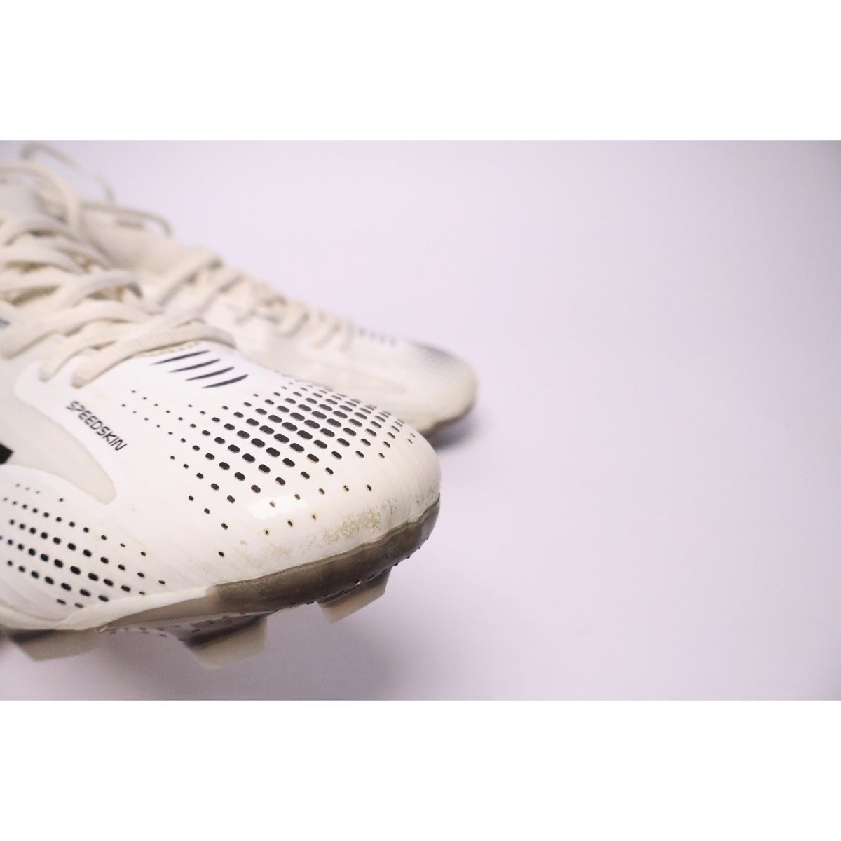 Battle AstroFly Football Cleats Men’s 10 White Black #178