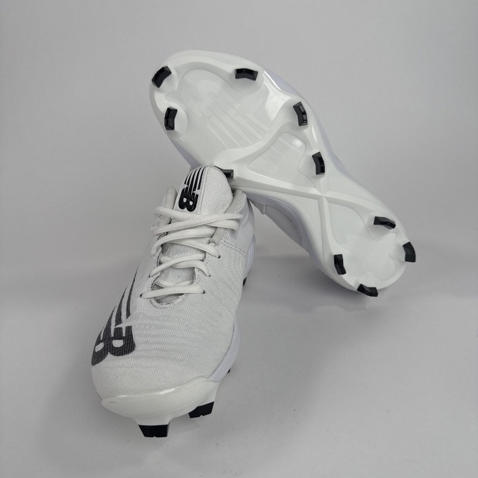 New Balance White FuelCell ,Molded Cleats Men's 7, Baseball Shoes PL4040W6