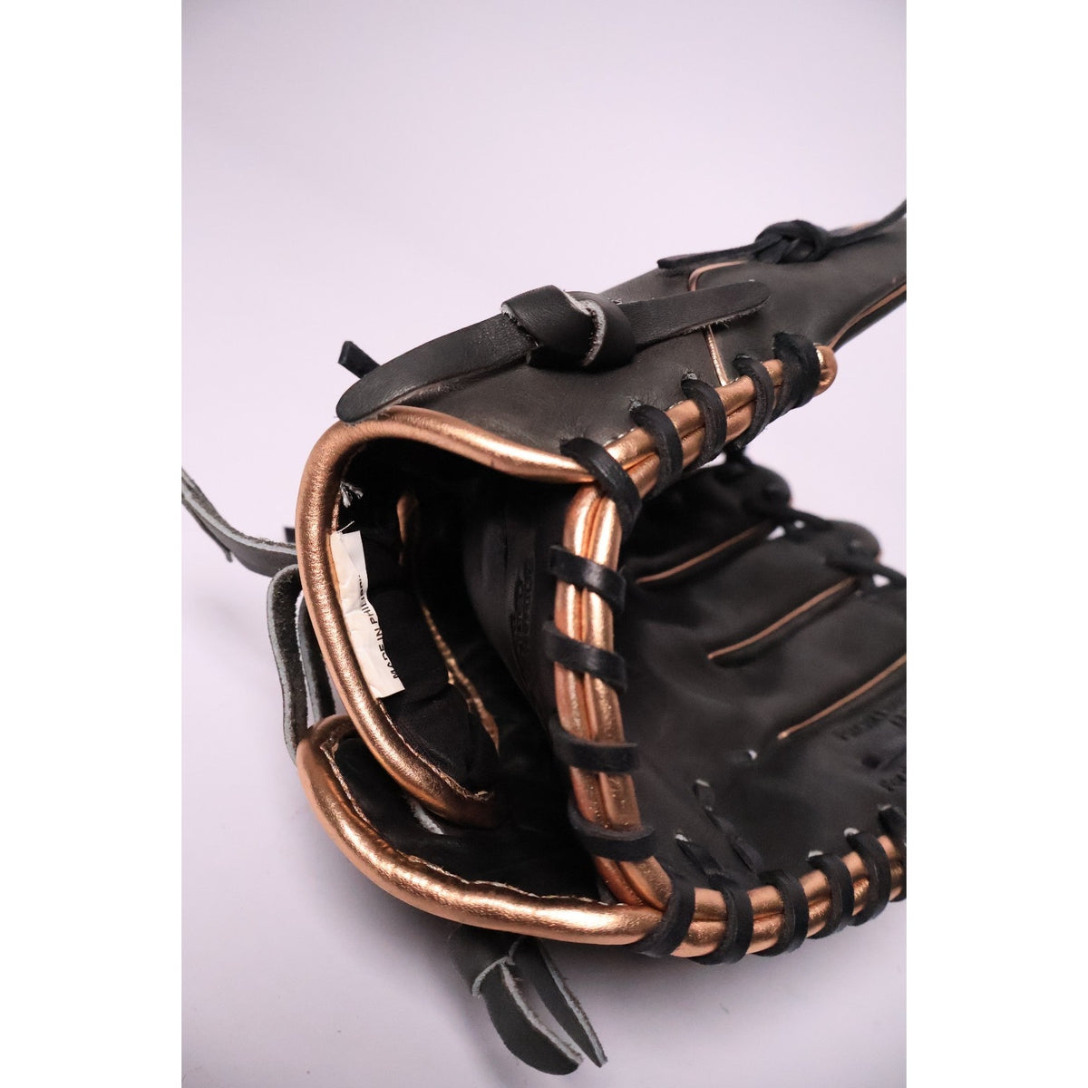 Rawlings Heart of the Hide 12"Softball Glove RHT Basket Web Black/Gold Excellent