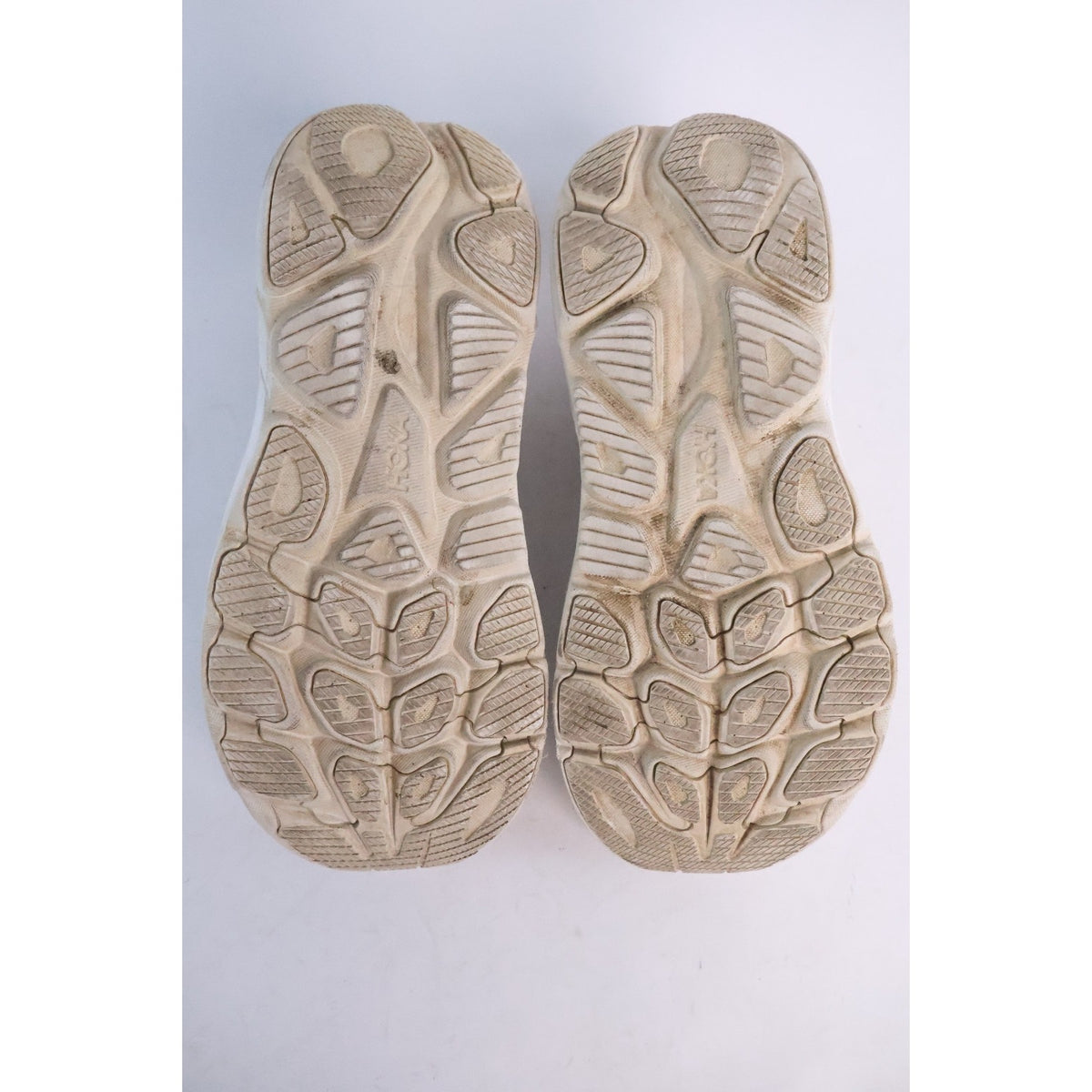 Hoka One One Clifton 10 Women's White/White Sz 7D Wide 1162050 WWH #151