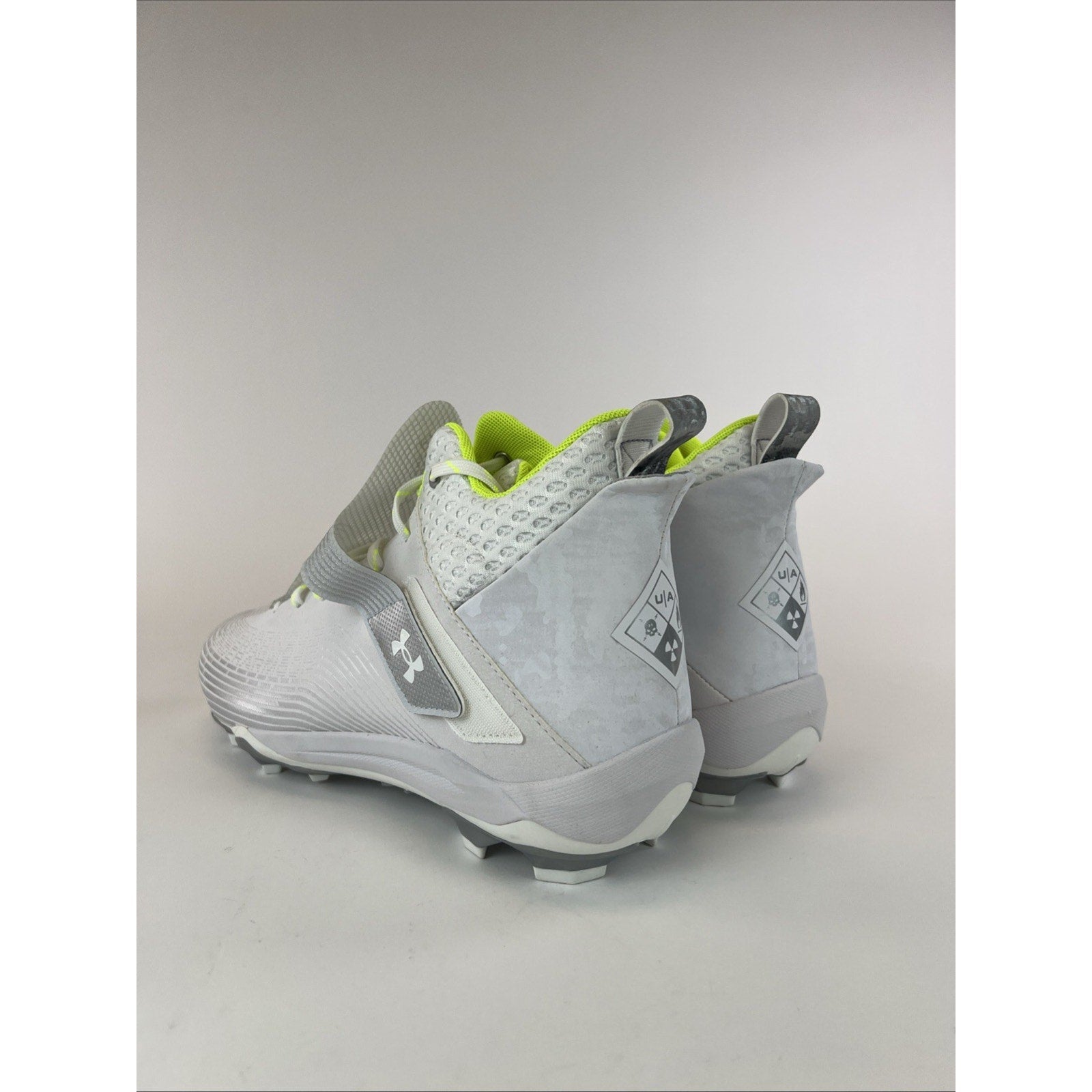 UNDER ARMOUR UA HIGHLIGHT HAMMER MC 'WHITE METALLIC SILVER' 3025085-101 Size 13