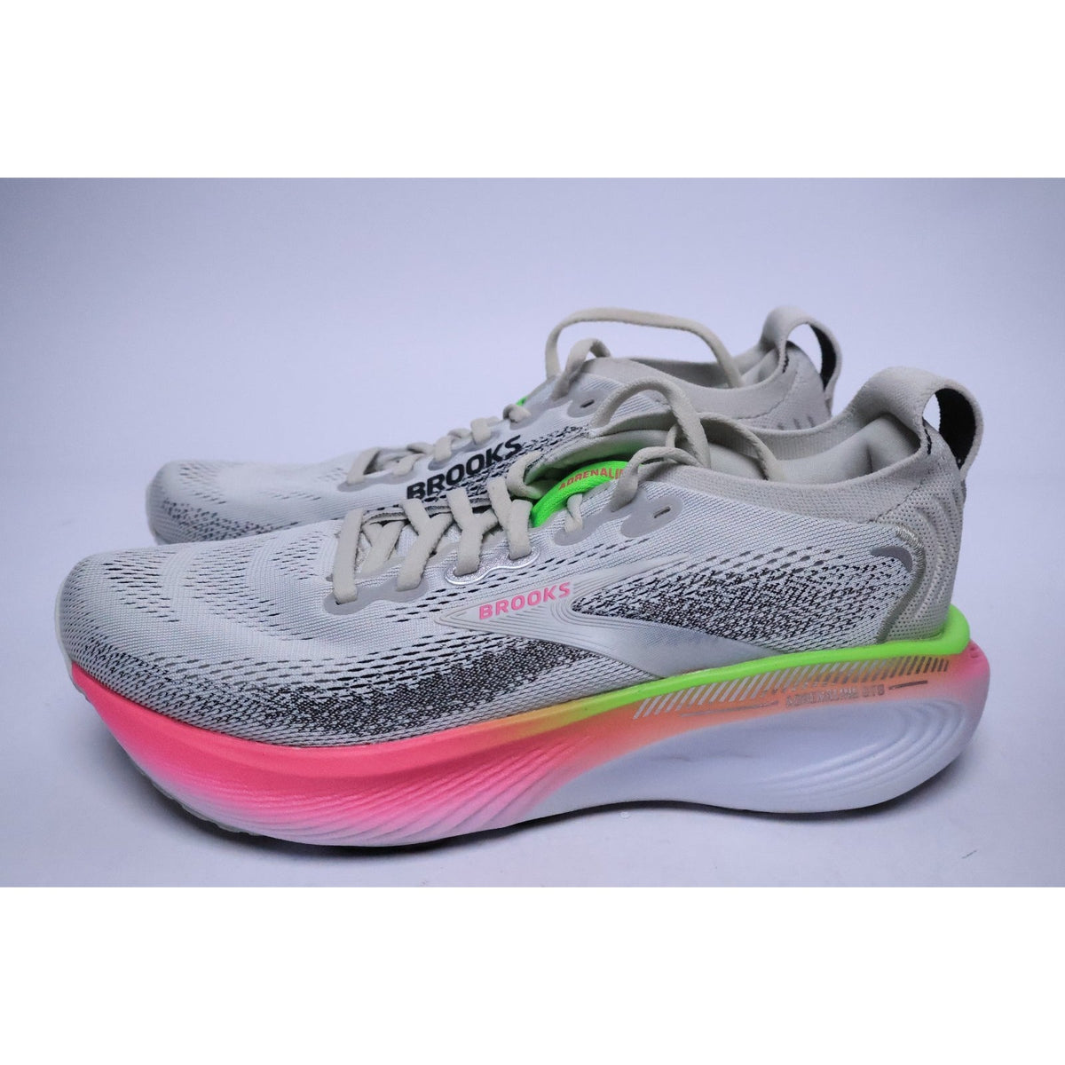 Brooks Adrenaline GTS 25 Oyster/Pink Running Shoes Women's Size 7 Excellent #294